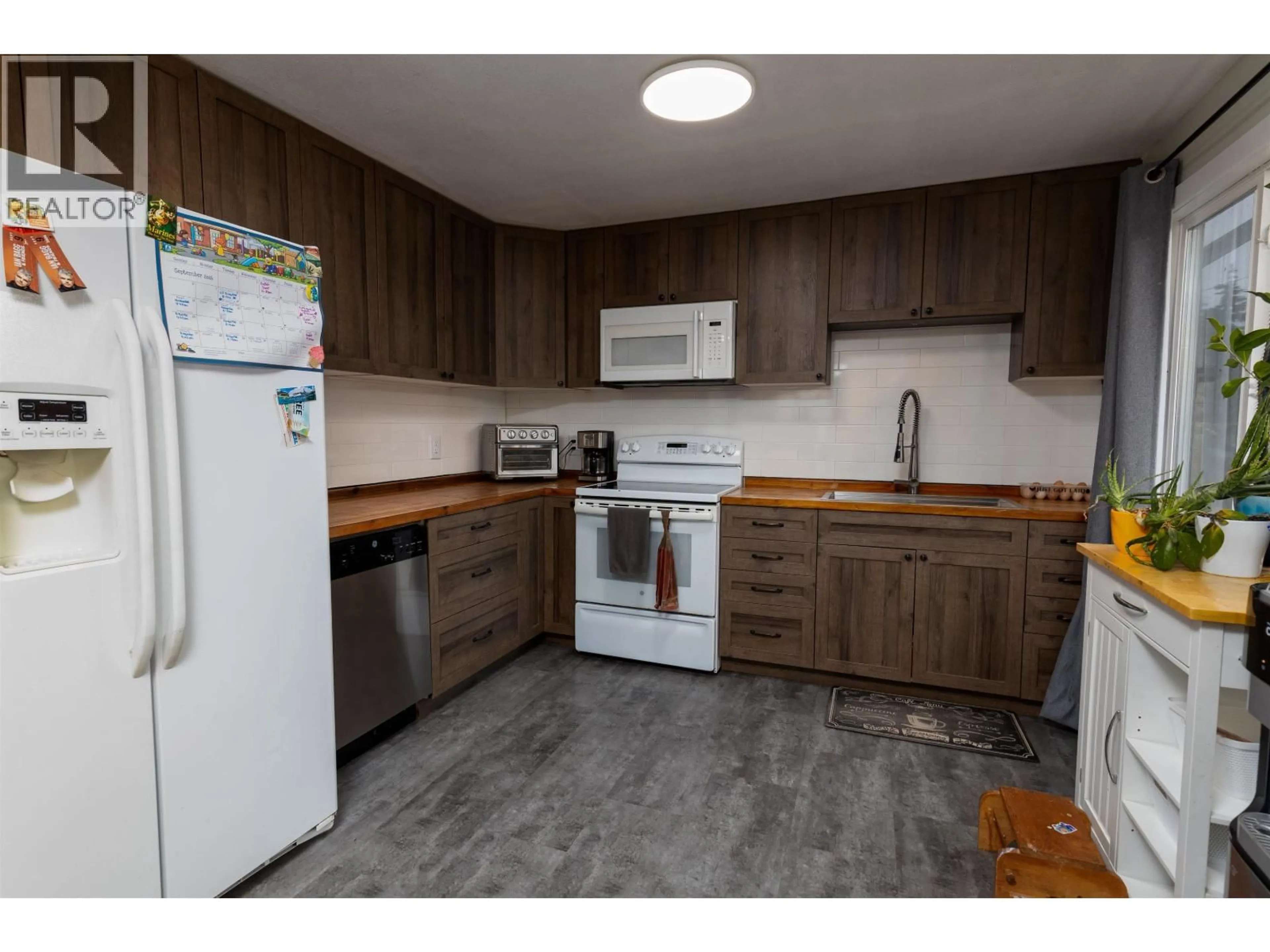 Standard kitchen, unknown for 2118 LAUREL STREET, Terrace British Columbia V8G4Y4