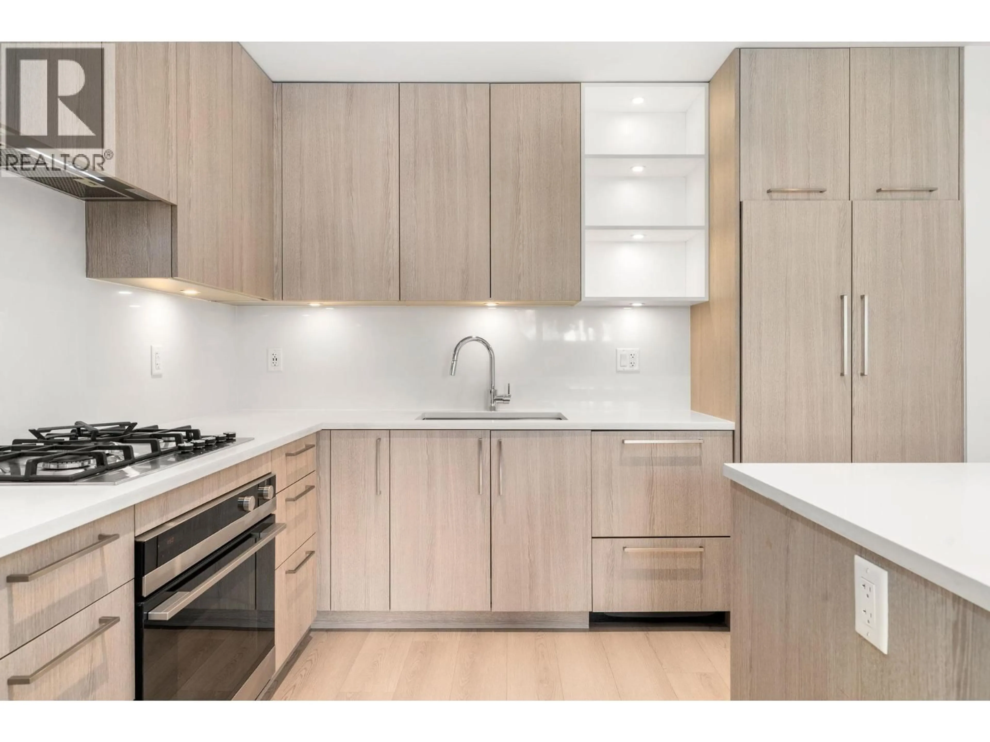 Standard kitchen, wood/laminate floor for 115 - 747 3RD STREET, North Vancouver British Columbia V7L1G8