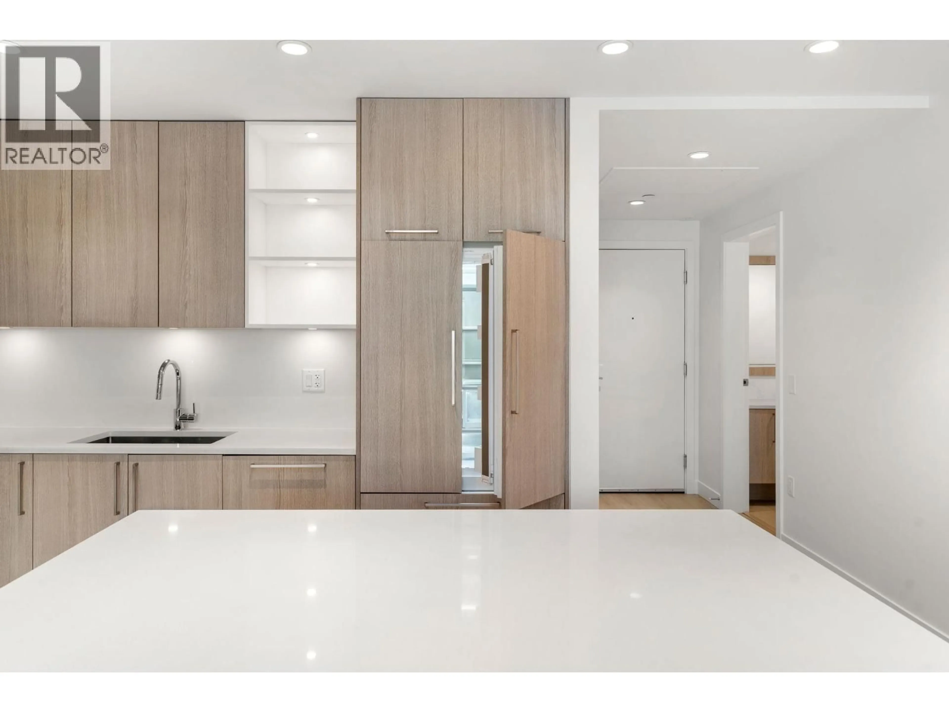 Open concept kitchen, unknown for 115 - 747 3RD STREET, North Vancouver British Columbia V7L1G8