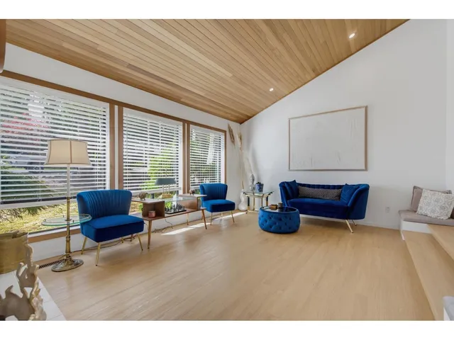 19779 48 AVENUE, Langley 5