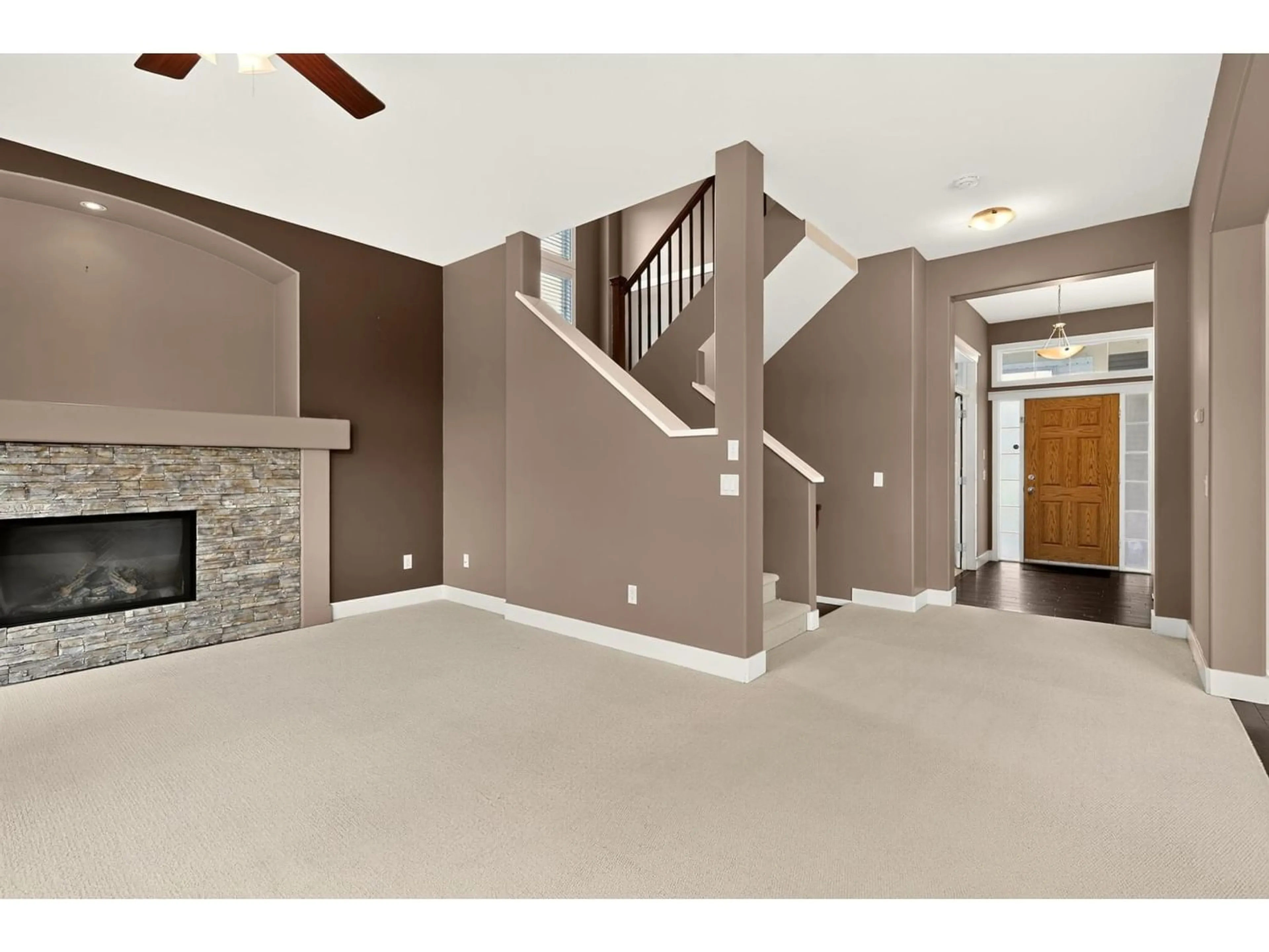 Unknown for 14822 59A AVENUE, Surrey British Columbia V3S3B8