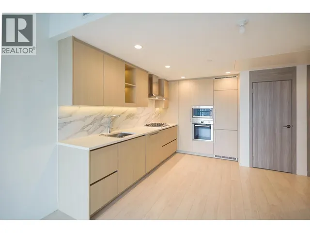 1210 - 4880 LOUGHEED HIGHWAY, Burnaby 2
