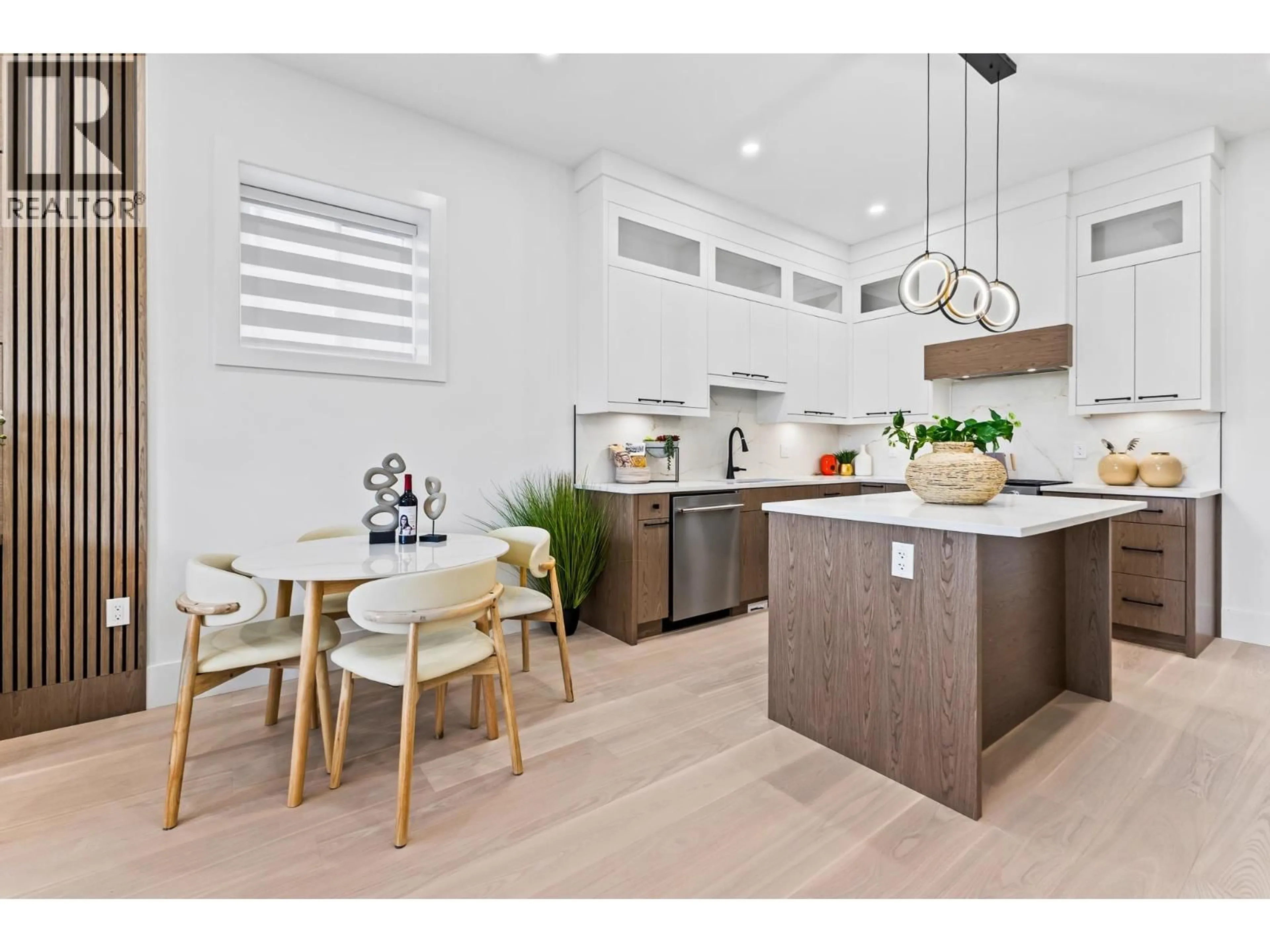 Open concept kitchen, wood/laminate floor for 101 - 1045 QUADLING AVENUE, Coquitlam British Columbia V3K2B1
