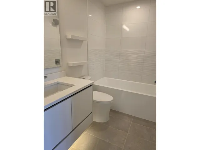 310 - 8398 OAK STREET, Vancouver 5