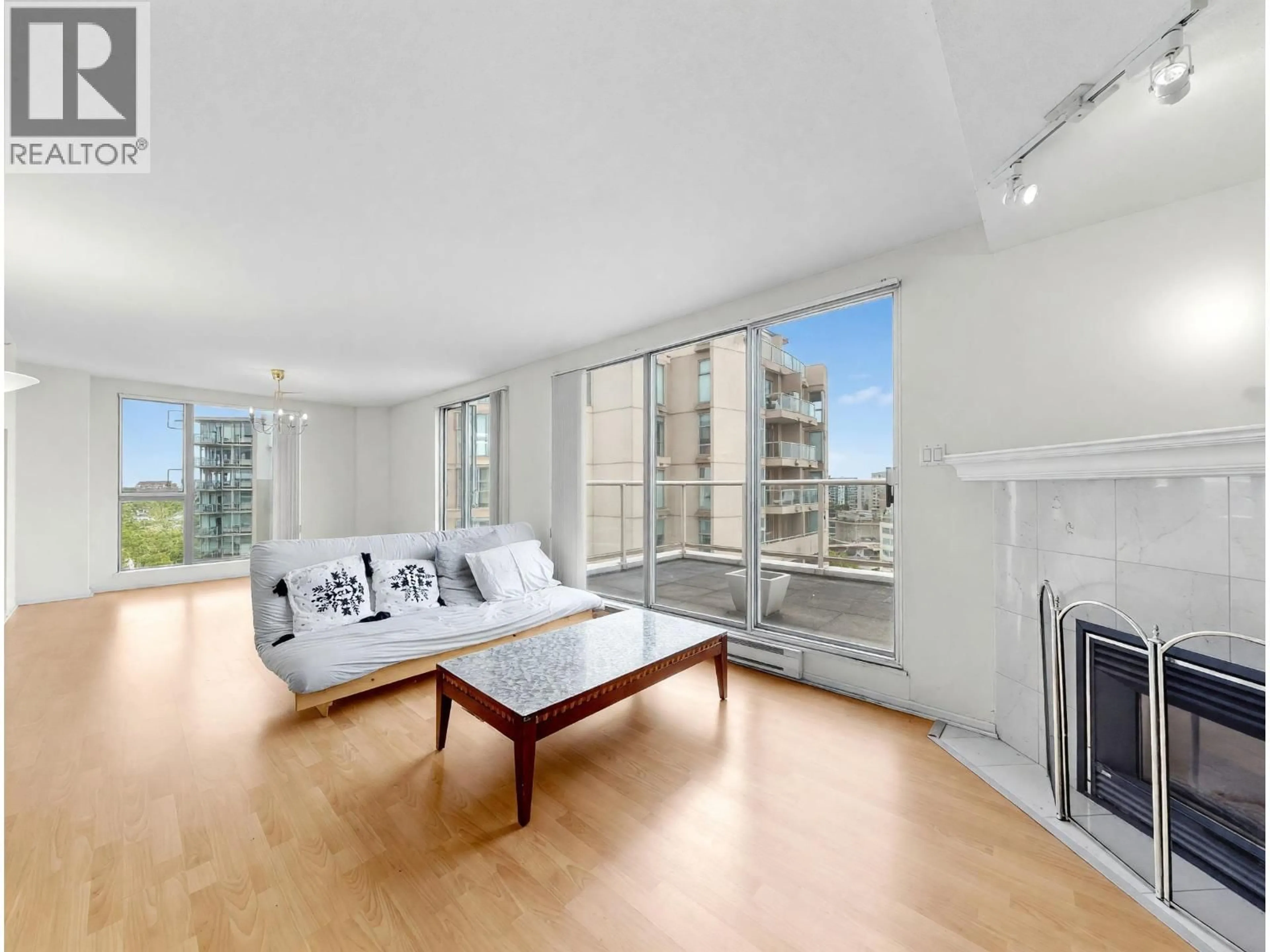 Living room with furniture, unknown for 1302 - 8246 LANSDOWNE ROAD, Richmond British Columbia V6X3Y4