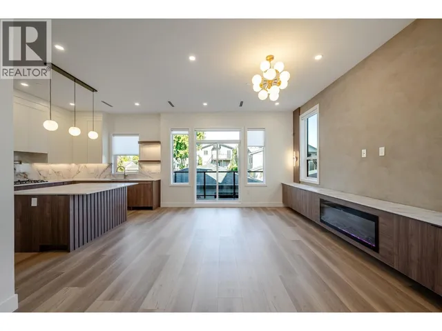 102 - 1759 MORGAN AVENUE, Port Coquitlam 4