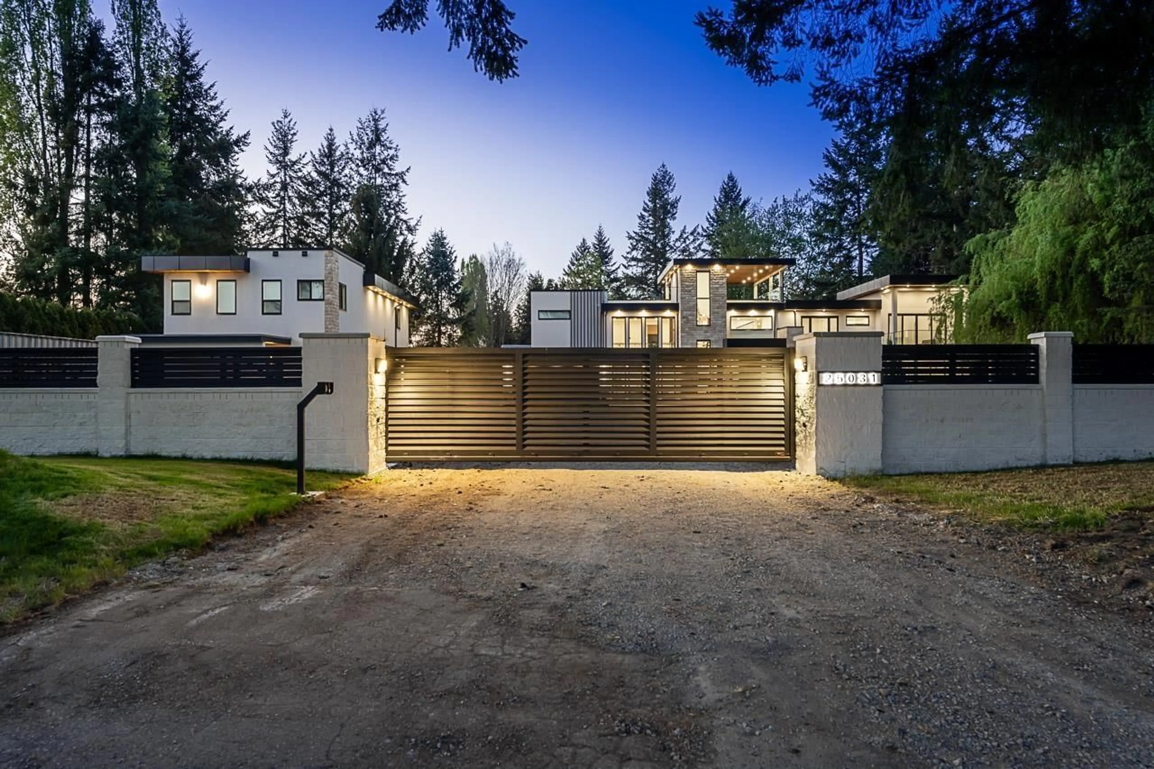 Unknown for 25031 57 AVENUE, Langley British Columbia V4W1T6