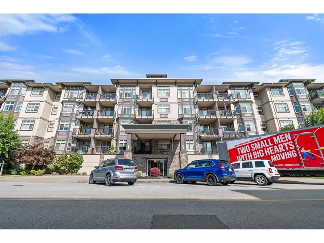 401 - 45893 CHESTERFIELD AVENUE, Chilliwack 2