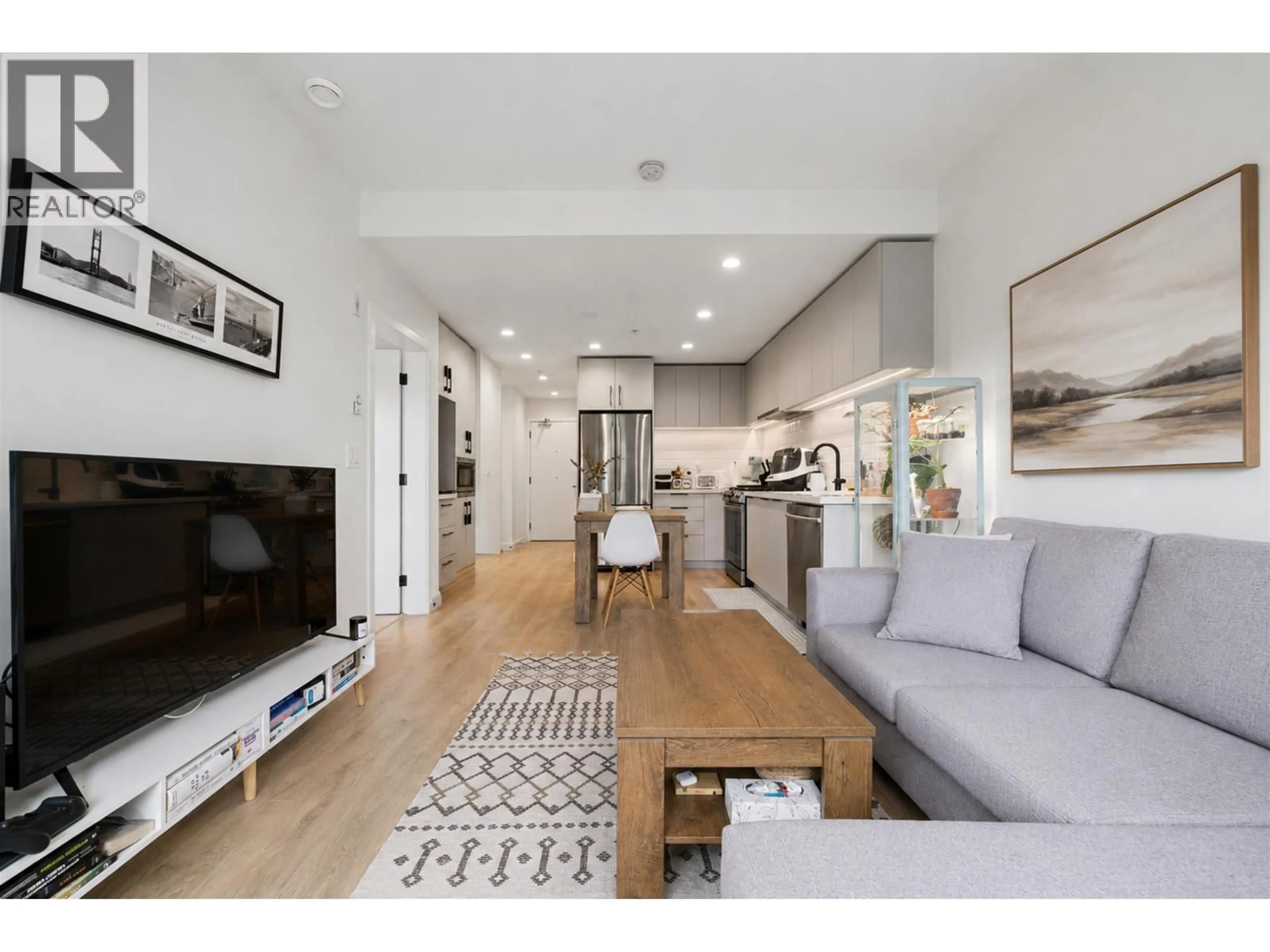 Unknown for 303 - 3038 ST GEORGE STREET, Port Moody British Columbia V3H0L3