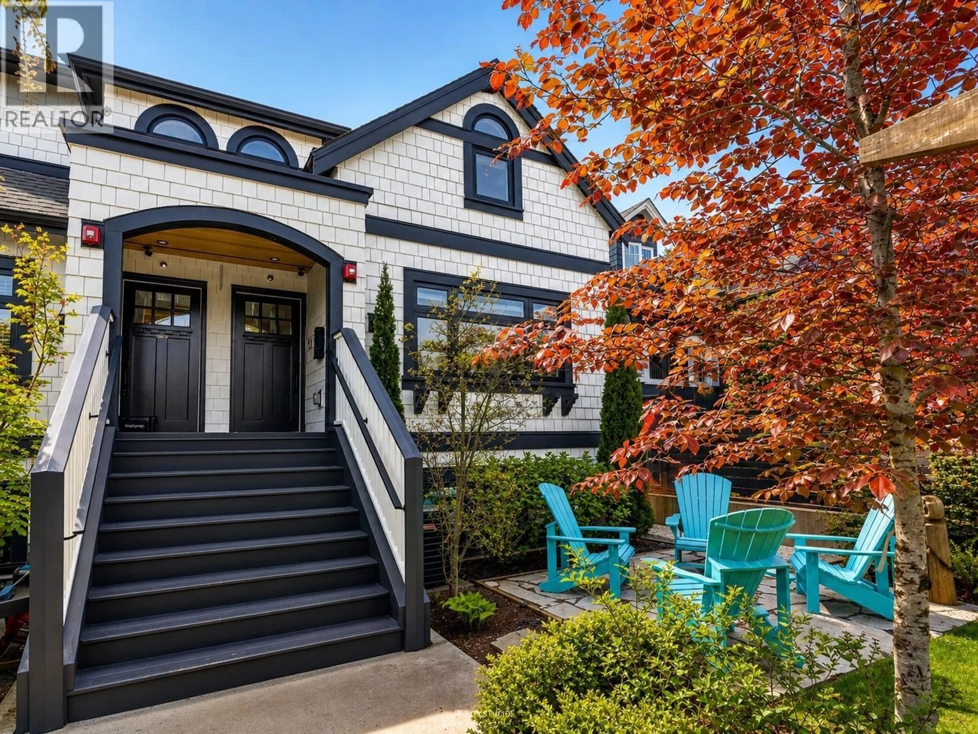 Unknown for 3022 KING EDWARD AVENUE, Vancouver British Columbia V6L1V5