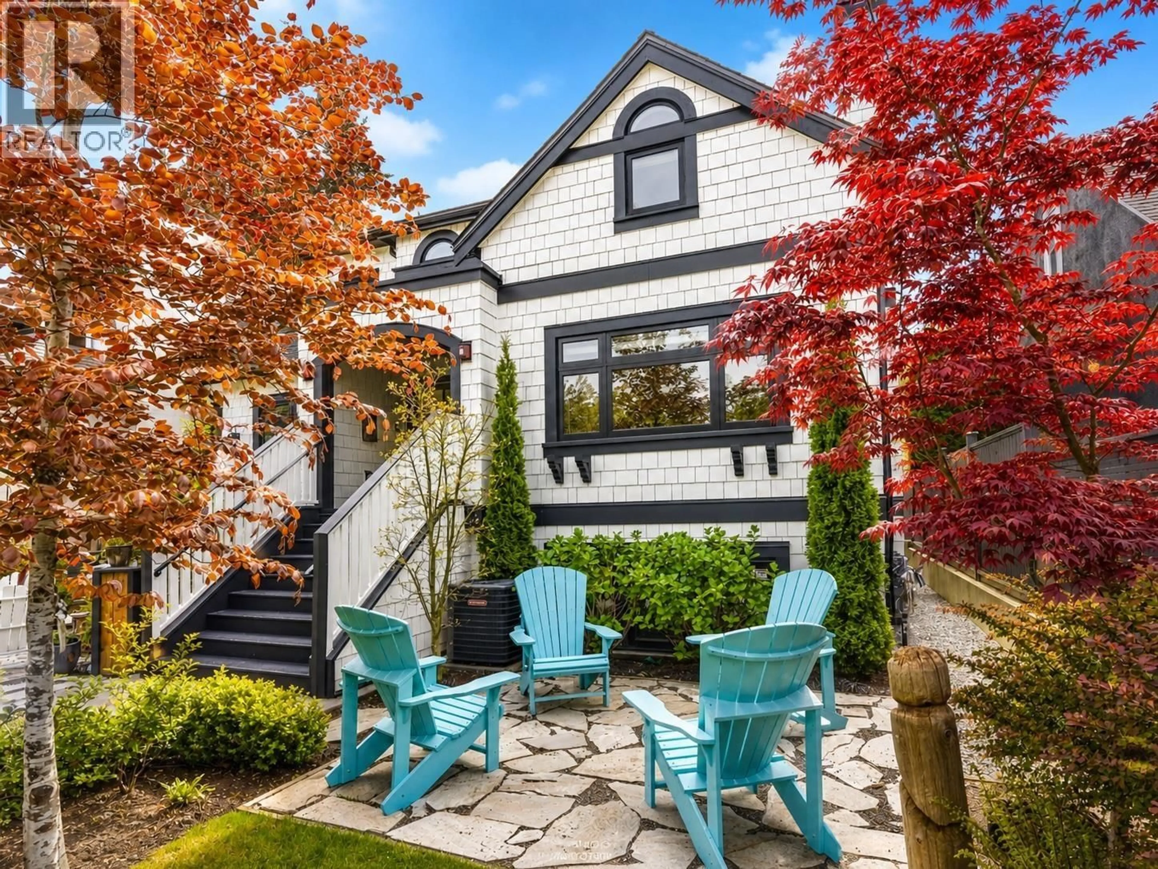 Patio, street for 3022 KING EDWARD AVENUE, Vancouver British Columbia V6L1V5