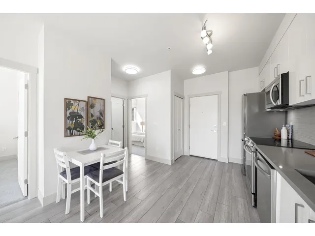 502 - 13978 FRASER HIGHWAY, Surrey 4