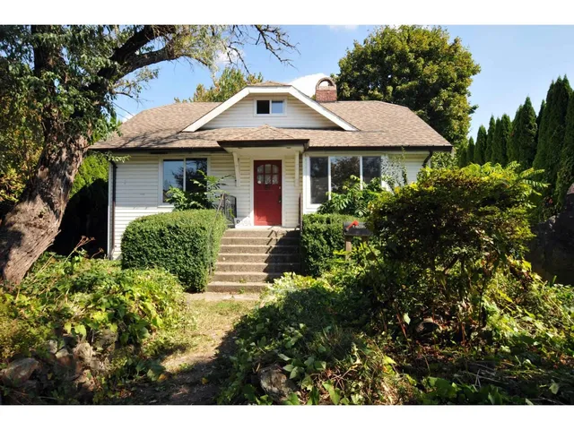 9494 HAZEL STREET, Chilliwack