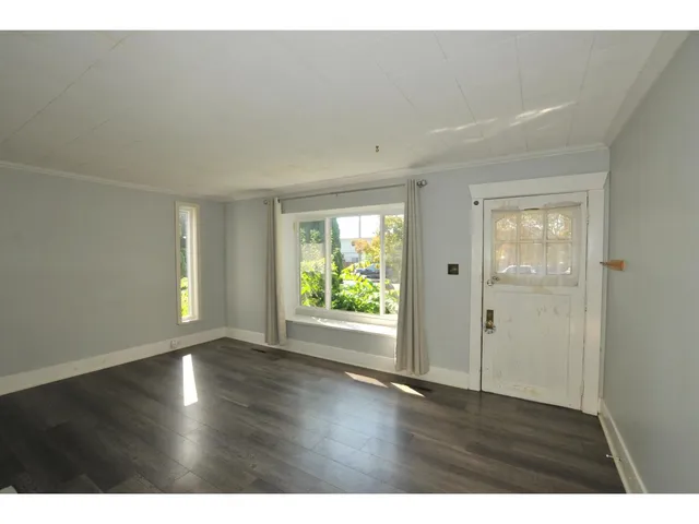 9494 HAZEL STREET, Chilliwack 3