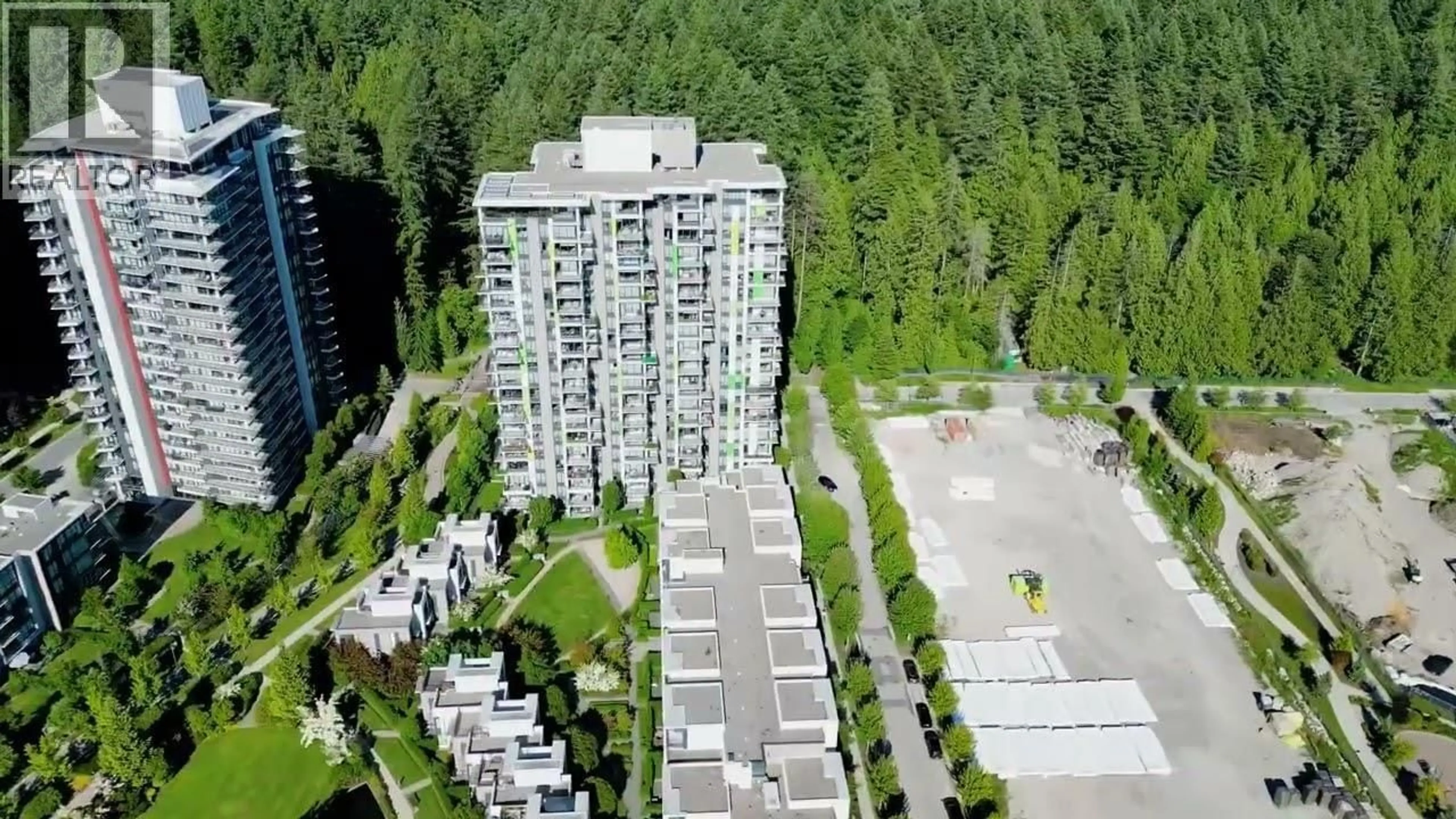 A pic from outside/outdoor area/front of a property/back of a property/a pic from drone, unknown for 2005 - 3487 BINNING ROAD, Vancouver British Columbia V6S0K8
