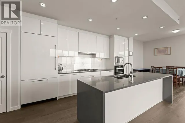 2005 - 3487 BINNING ROAD, Vancouver 5