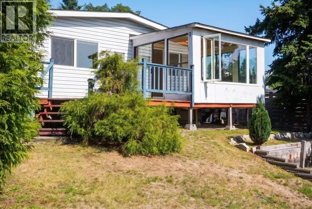 6217 BLIGH ROAD, Sechelt 3
