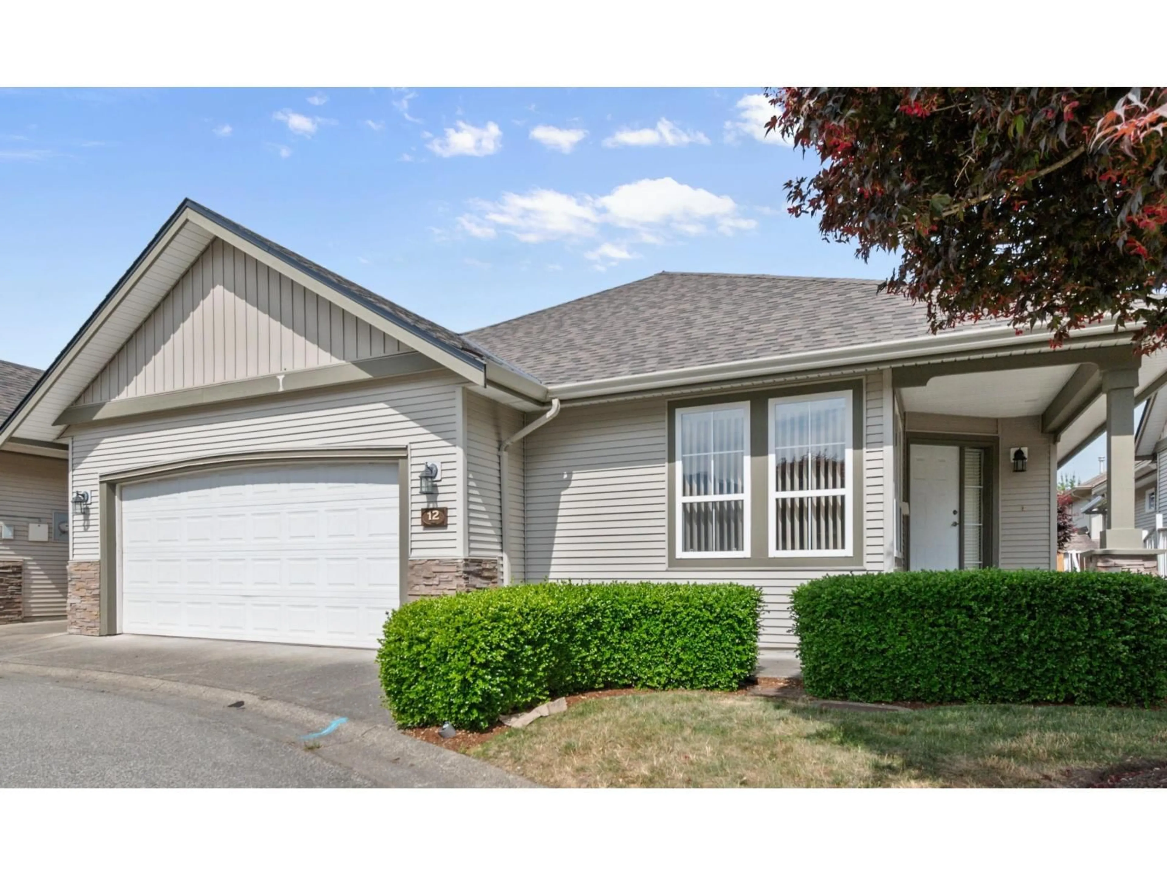 Home with vinyl exterior material, street for 12 - 45819 STEVENSON ROAD, Chilliwack British Columbia V2R5T4
