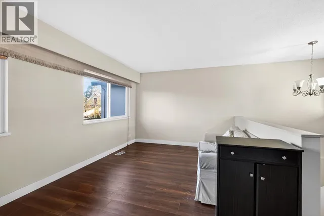 557 21ST AVENUE, Vancouver 5