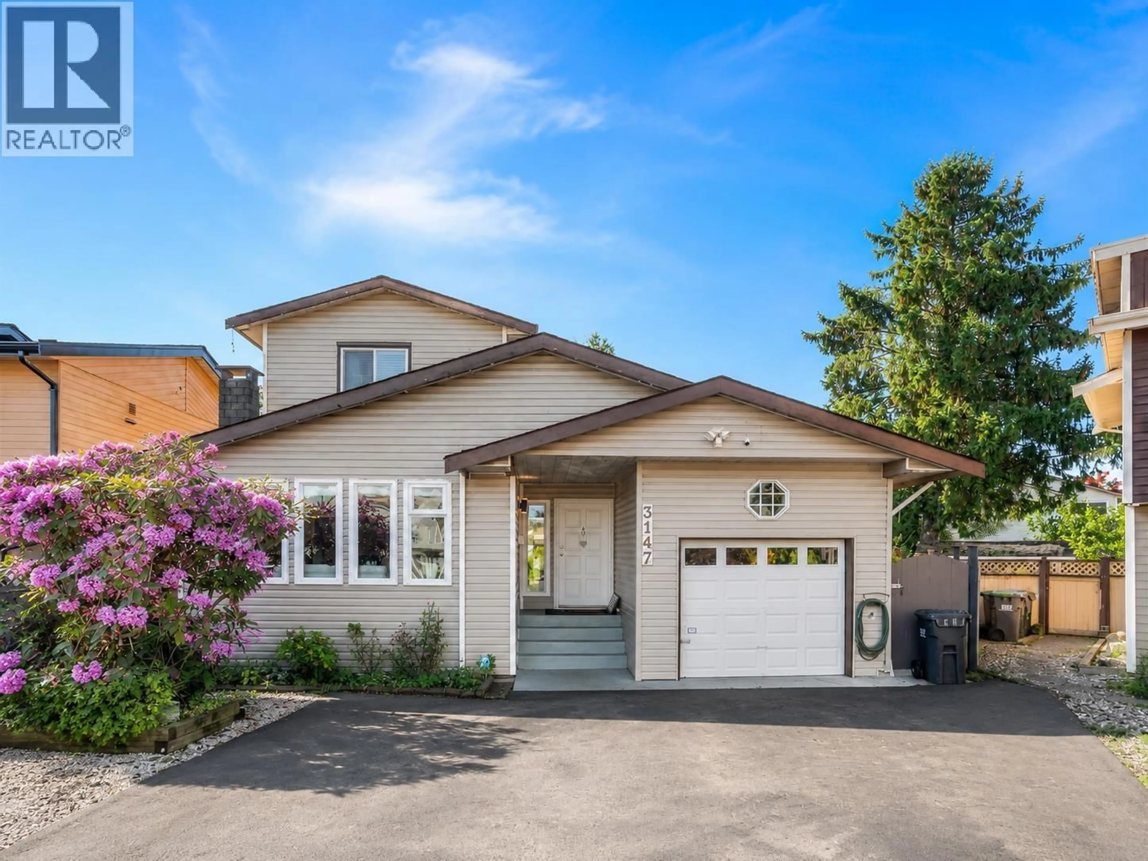 Home with vinyl exterior material, street for 3147 FREY PLACE, Port Coquitlam British Columbia V3B5X3