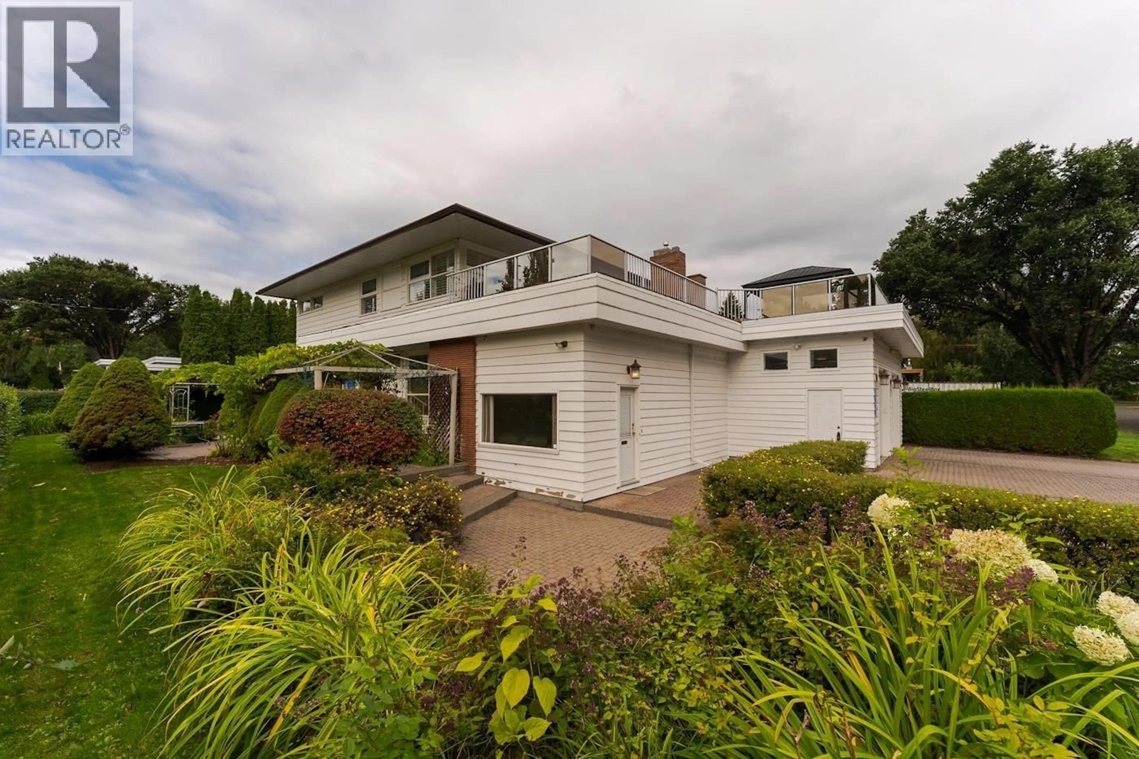 Unknown for 1689 BIRCH STREET, Prince George British Columbia V2L1B3
