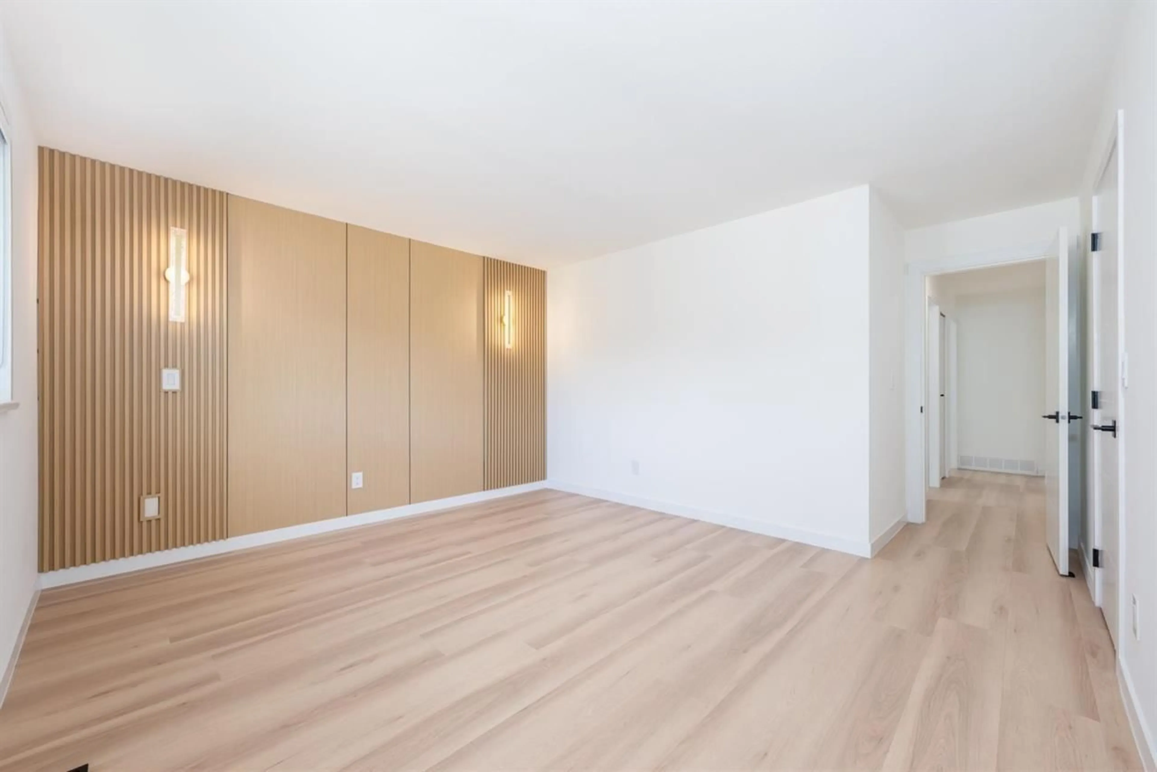 A pic of a room for 15092 19A AVENUE, Surrey British Columbia V4A7G8