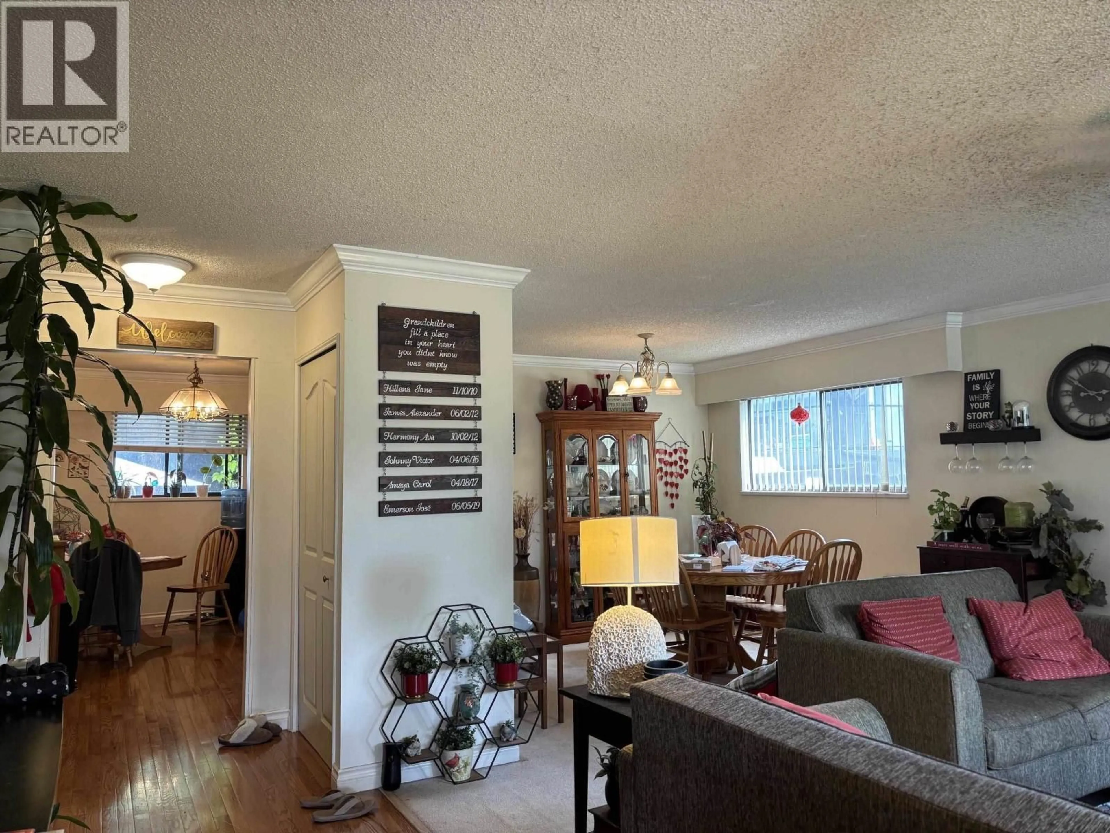 Living room with furniture, unknown for 11786 212 STREET, Maple Ridge British Columbia V2X8P9
