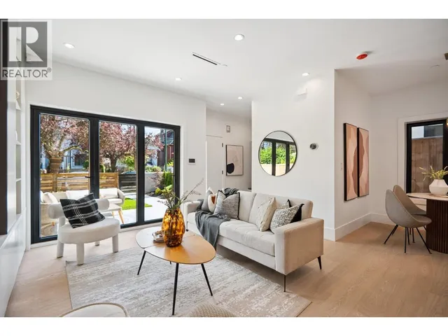 #1 - 1079 14TH AVENUE, Vancouver 5
