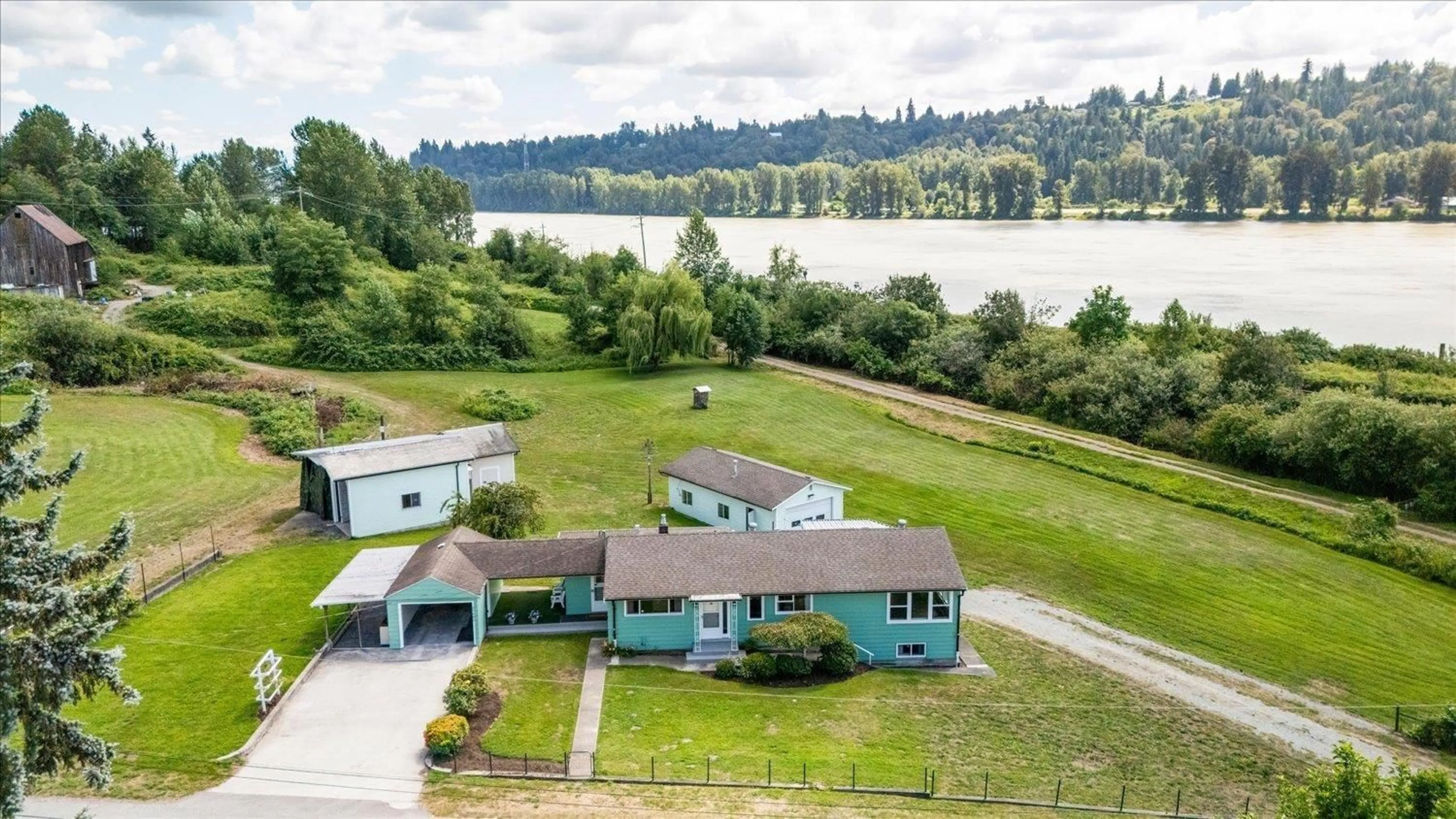 A pic from outside/outdoor area/front of a property/back of a property/a pic from drone, water/lake/river/ocean view for 29486 DONATELLI AVENUE, Mission British Columbia V4S1H7