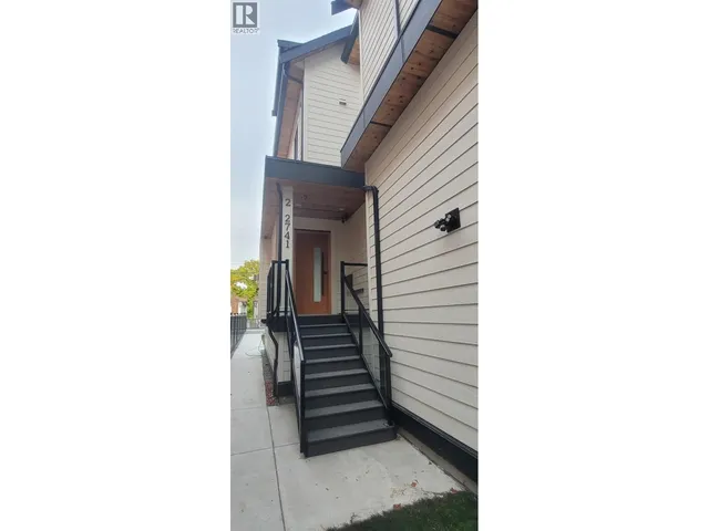 2 - 2741 GRANT STREET, Vancouver 2