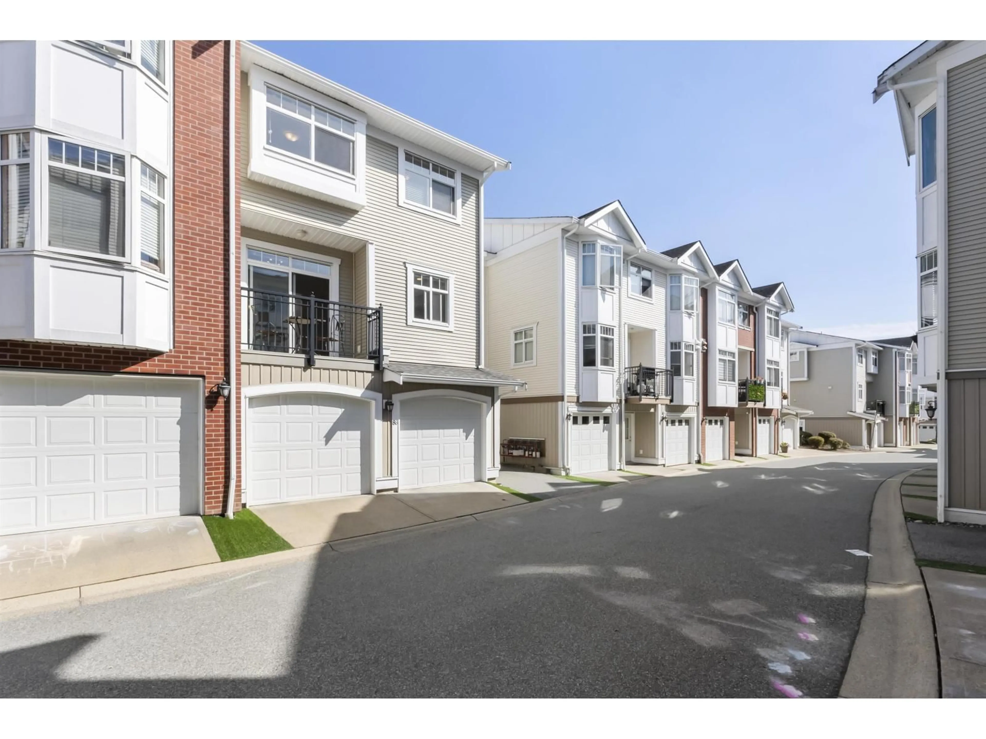 Unknown for 88 - 19551 66 AVENUE, Surrey British Columbia V4N0Z5