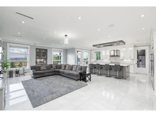 17012 57 AVENUE, Surrey 4
