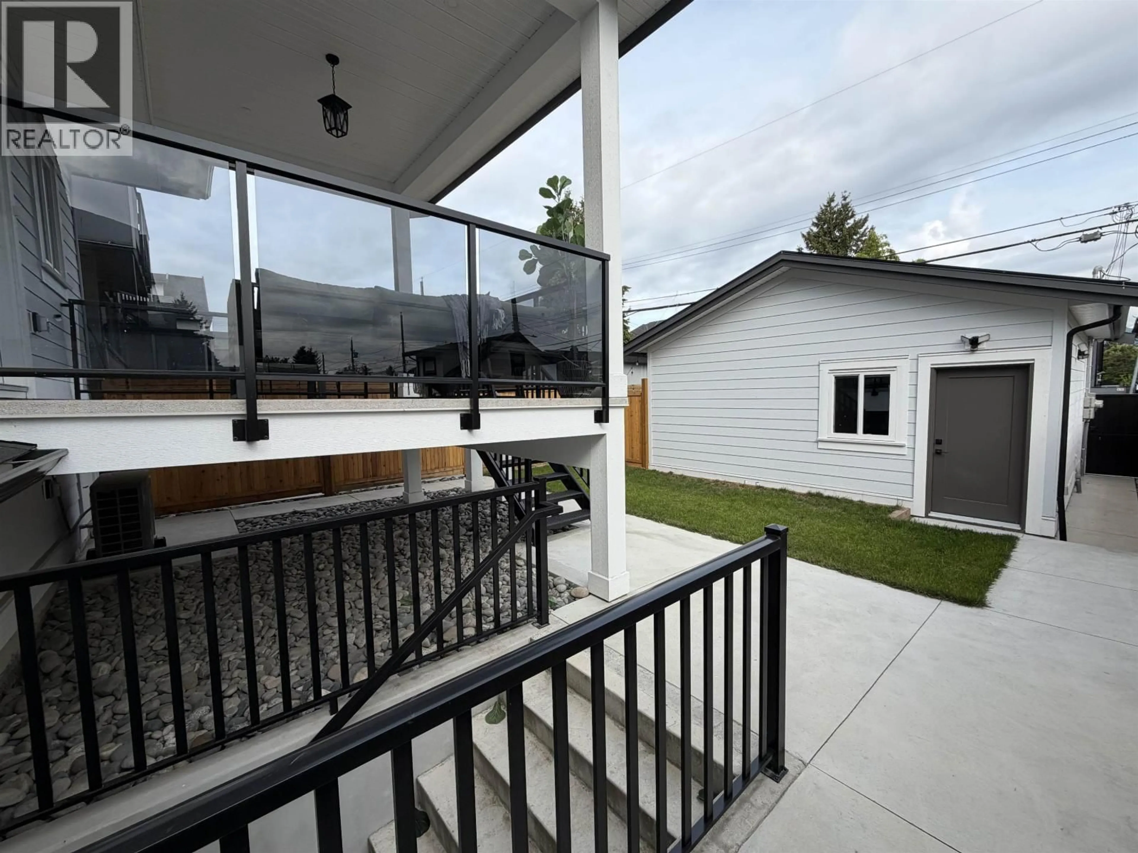 Patio, mountain view for 2743 MCGILL STREET, Vancouver British Columbia V5K1H4