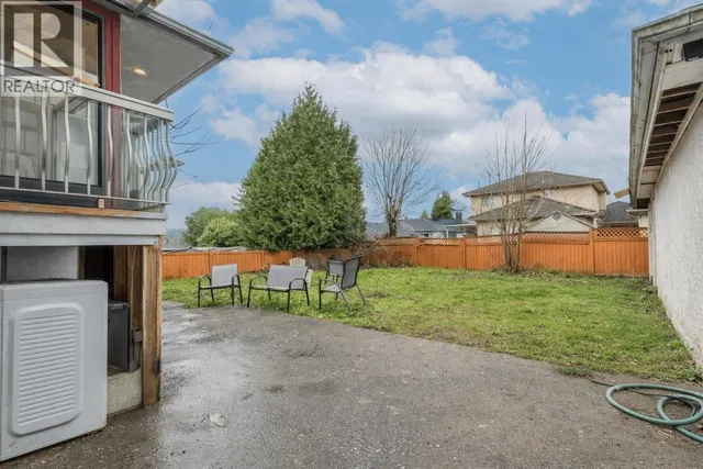4856 SMITH AVENUE, Burnaby 5