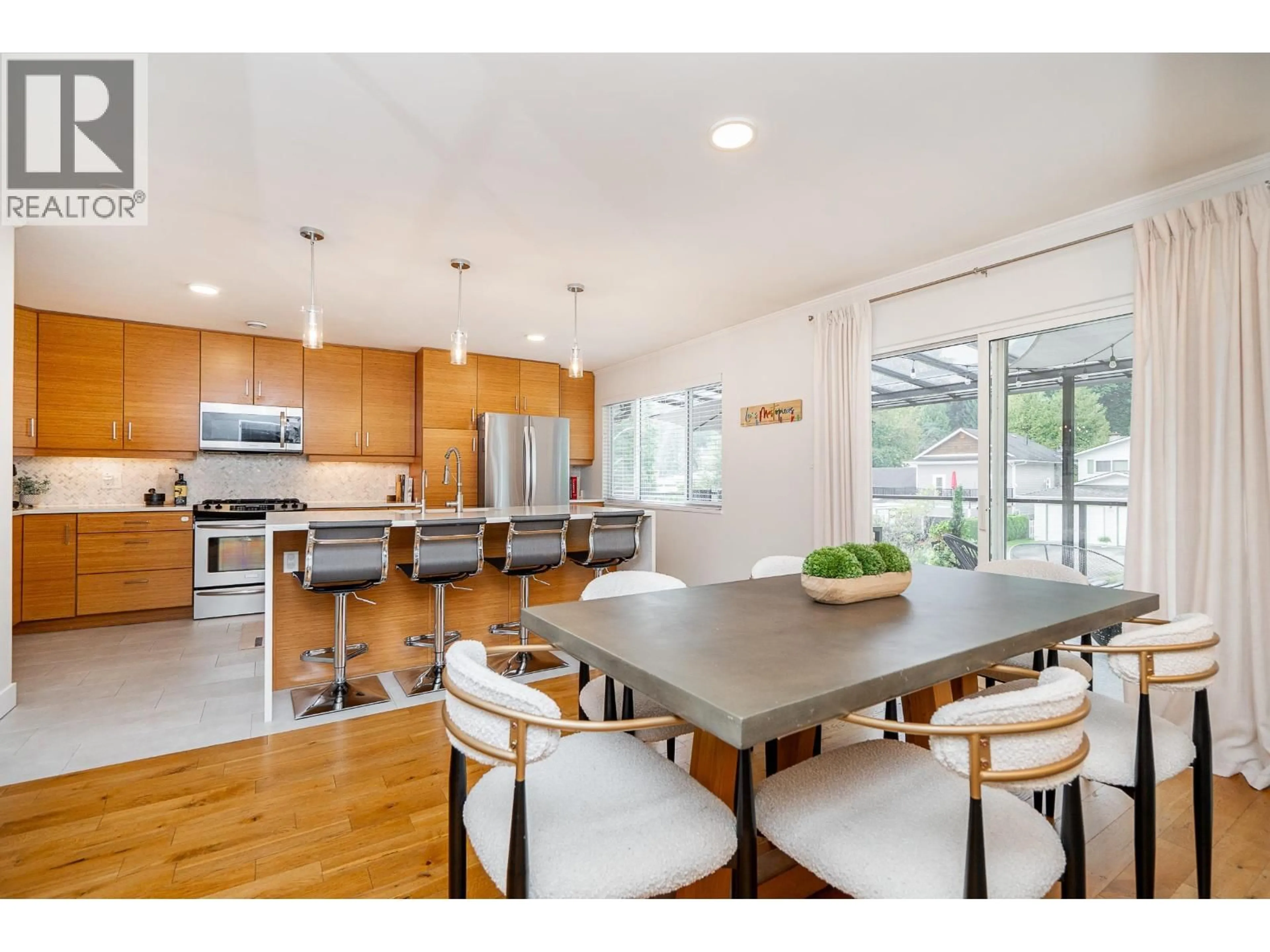 Open concept kitchen, wood/laminate floor for 2583 PASSAGE DRIVE, Coquitlam British Columbia V3H3H3