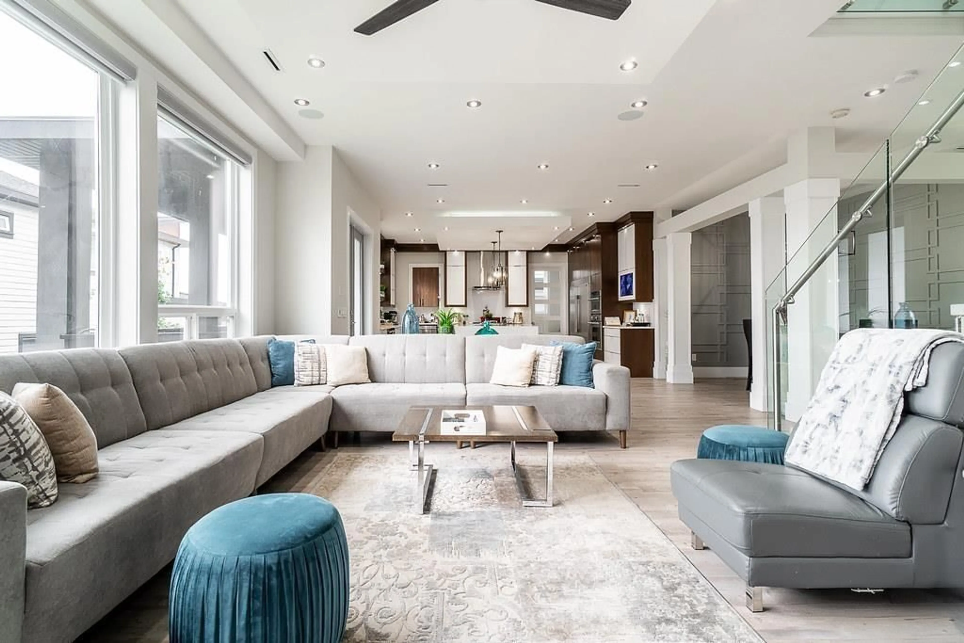 Living room with furniture, unknown for 15522 77 AVENUE, Surrey British Columbia V3S3P2