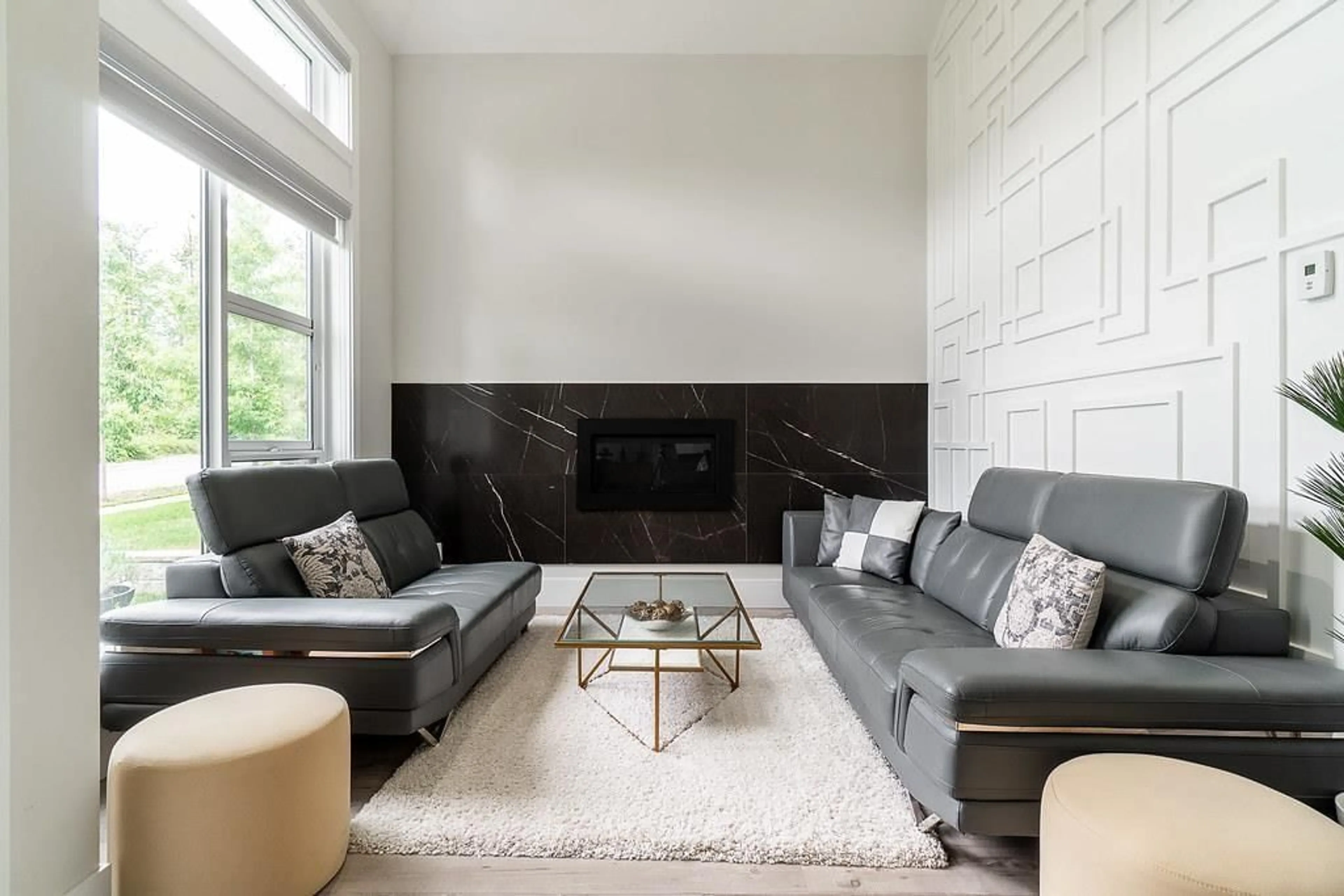 Living room with furniture, unknown for 15522 77 AVENUE, Surrey British Columbia V3S3P2