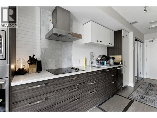 214 - 1783 MANITOBA STREET, Vancouver 3