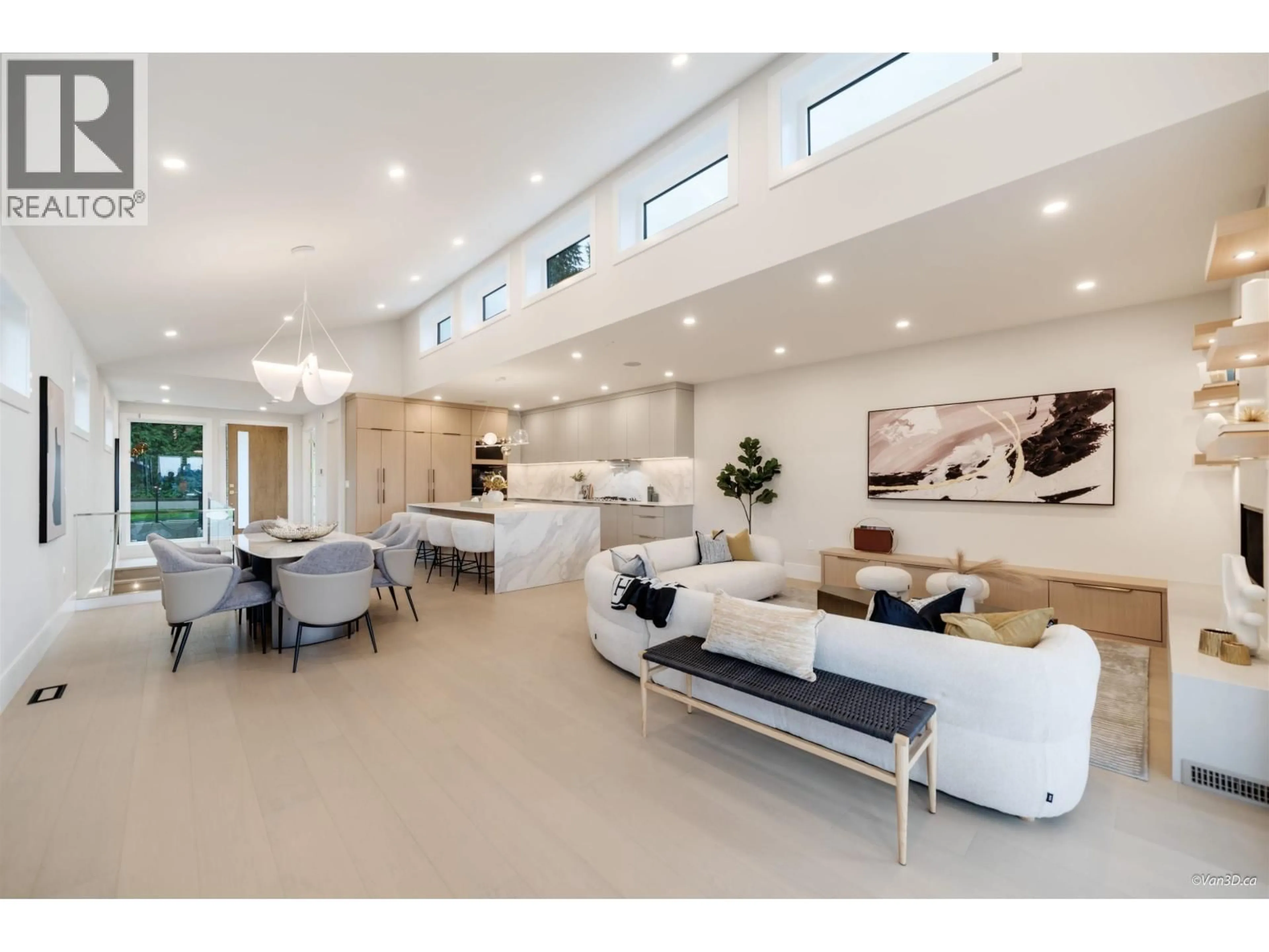 Unknown for 971 ADDERLEY STREET, North Vancouver British Columbia V7L1T2
