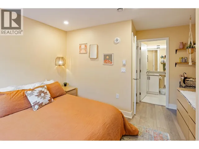 213 - 37808 THIRD AVENUE, Squamish 3