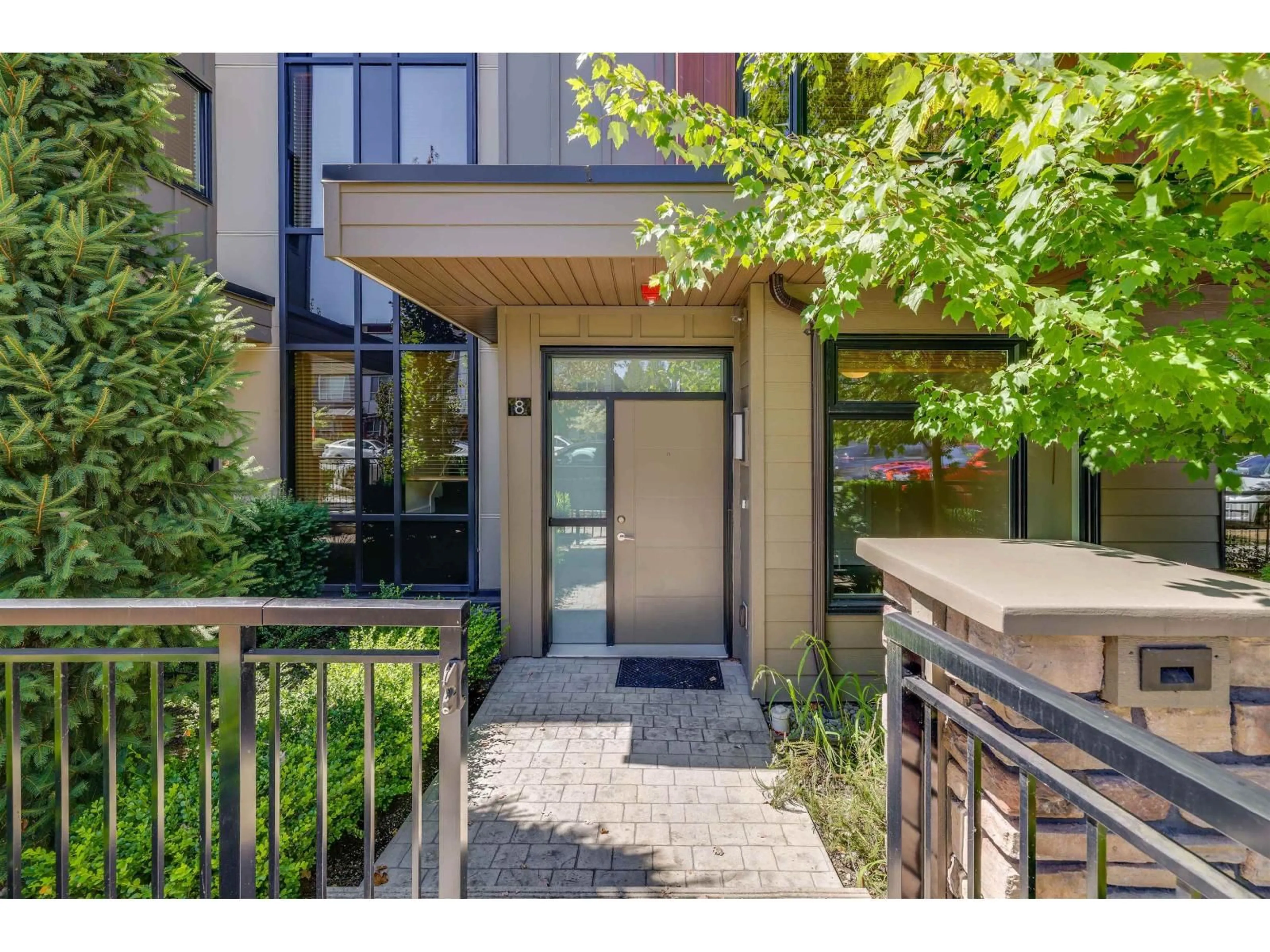 Indoor entryway for 8 - 8567 204 STREET, Langley British Columbia V2Y3R2