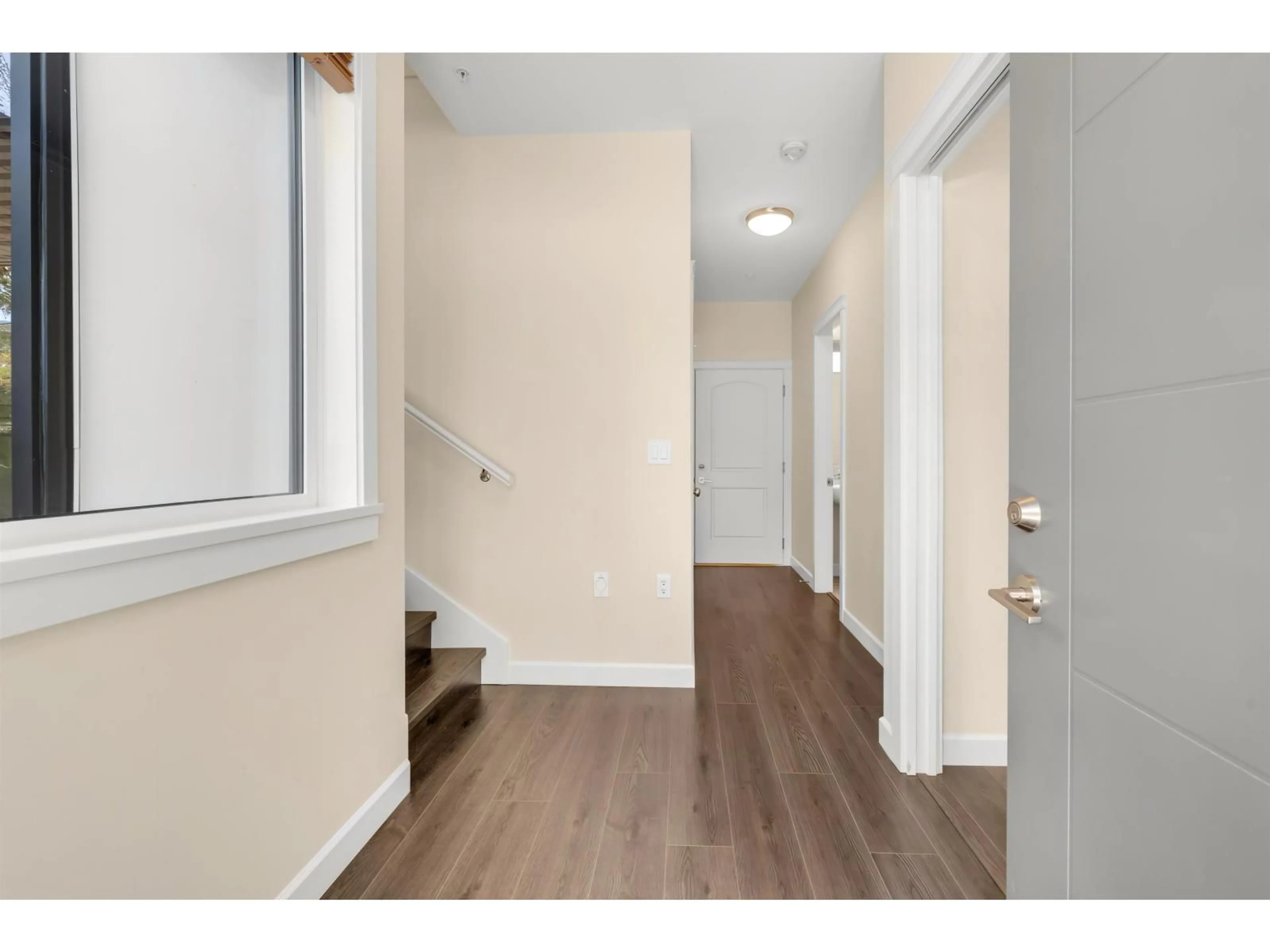 Indoor entryway for 8 - 8567 204 STREET, Langley British Columbia V2Y3R2