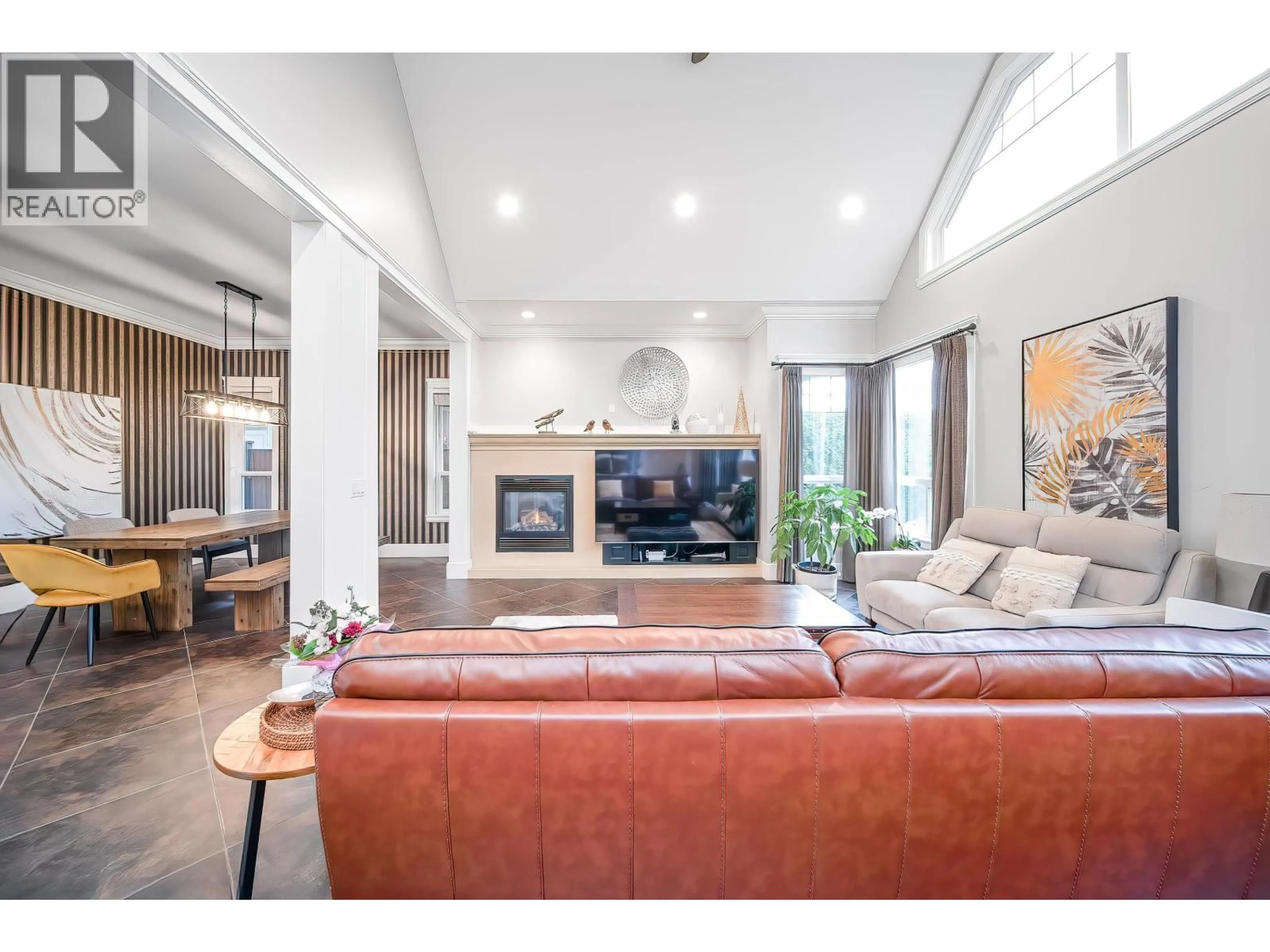 Living room with furniture, unknown for 5835 FAIR WYND, Delta British Columbia V4K5H1