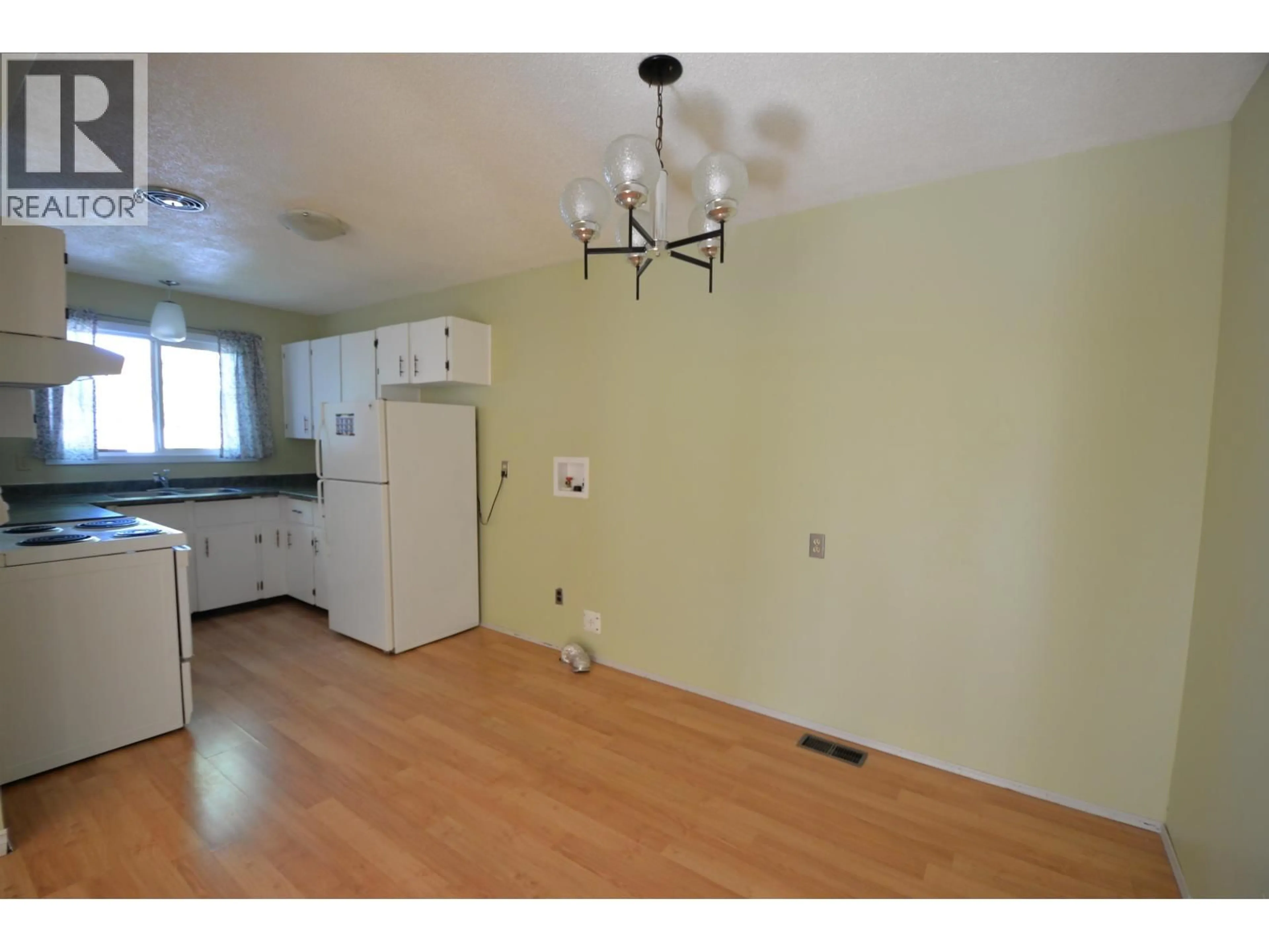 Unknown for 2263 NORWOOD STREET, Prince George British Columbia V2L1Y2