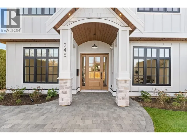 245 66 STREET, Delta 2