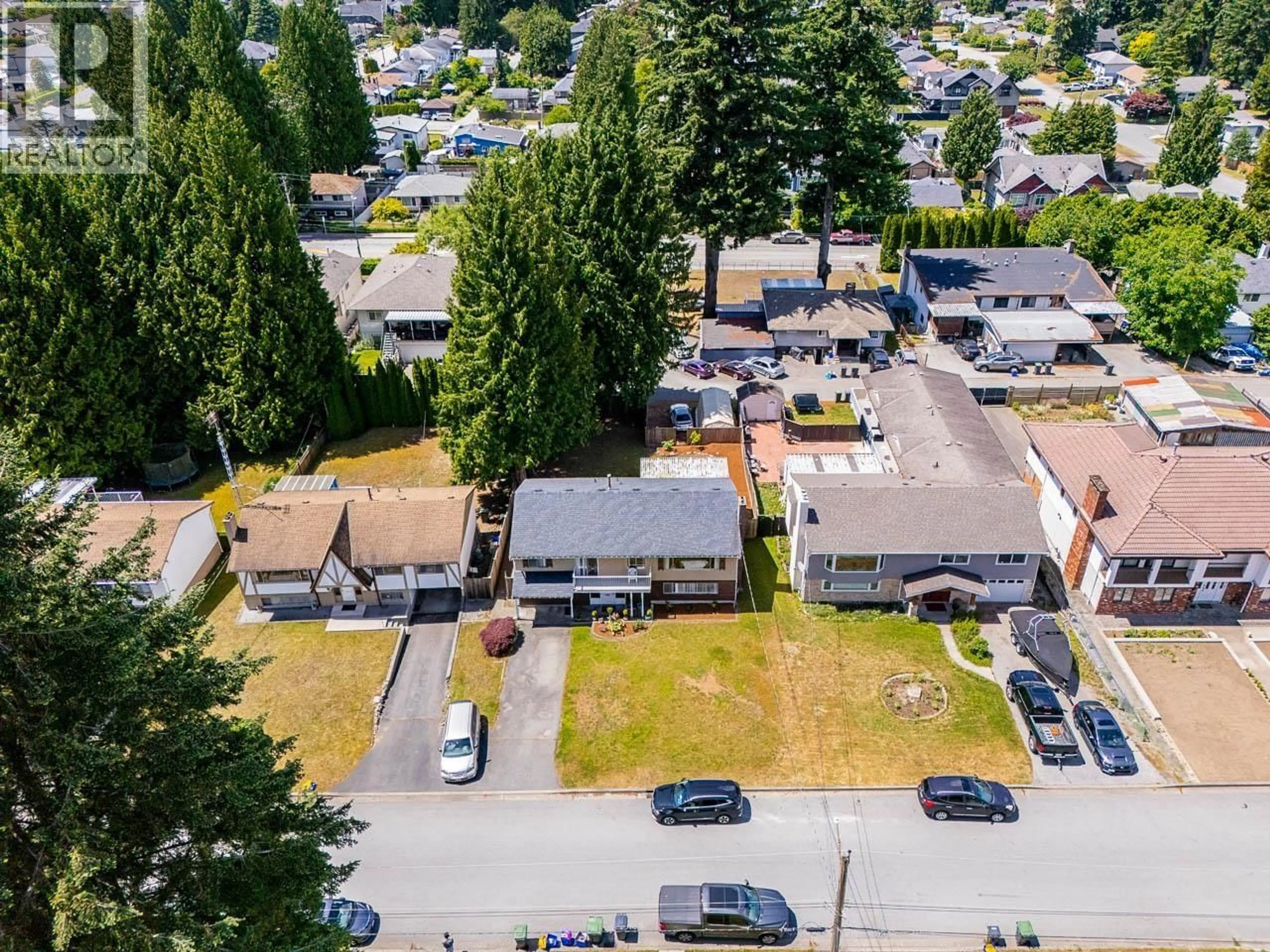 A pic from outside/outdoor area/front of a property/back of a property/a pic from drone, street for 716 COLINET STREET, Coquitlam British Columbia V3J4X8