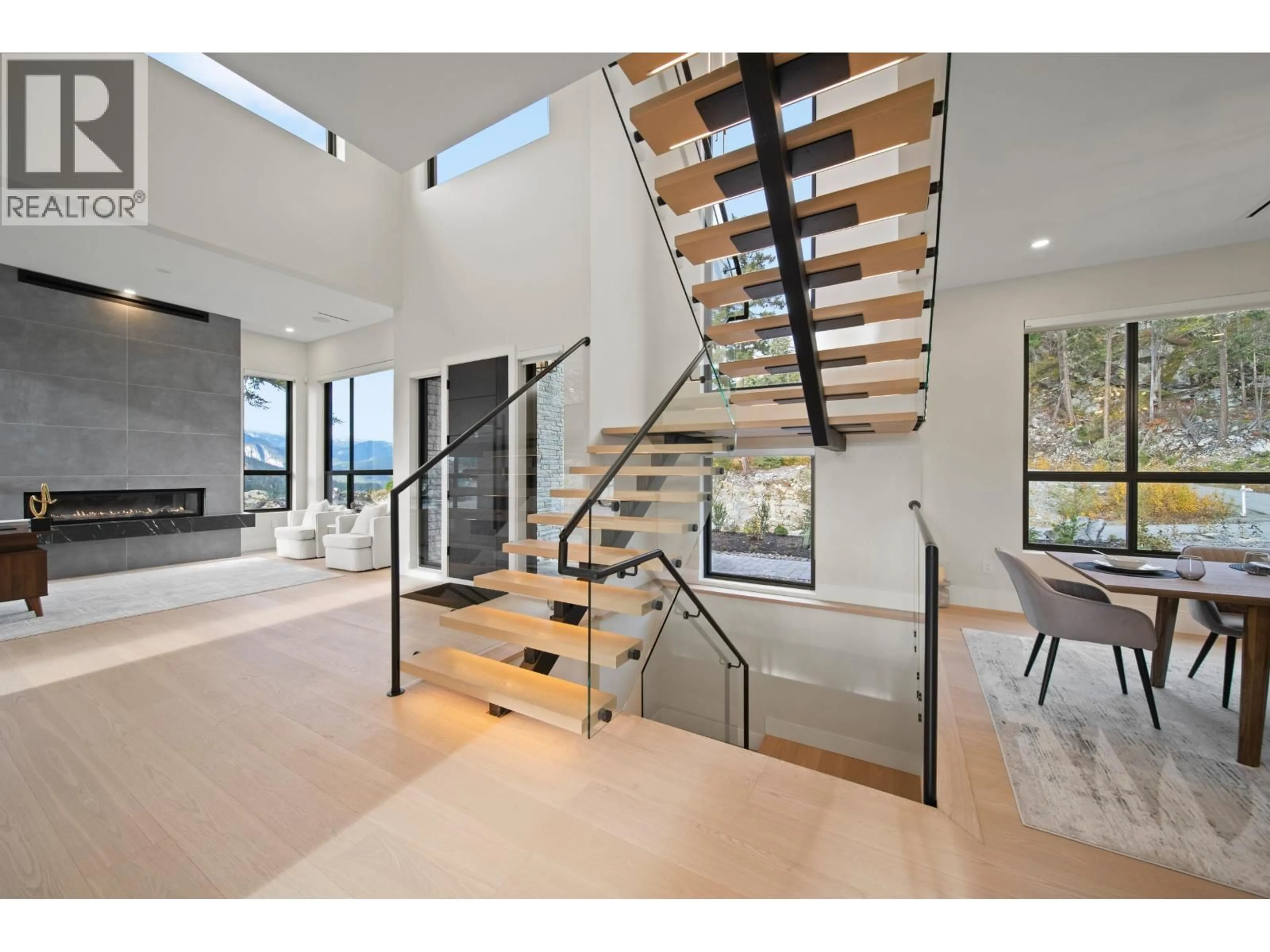 Stairs for 9289 STELLER'S WAY, Whistler British Columbia V8E1M1
