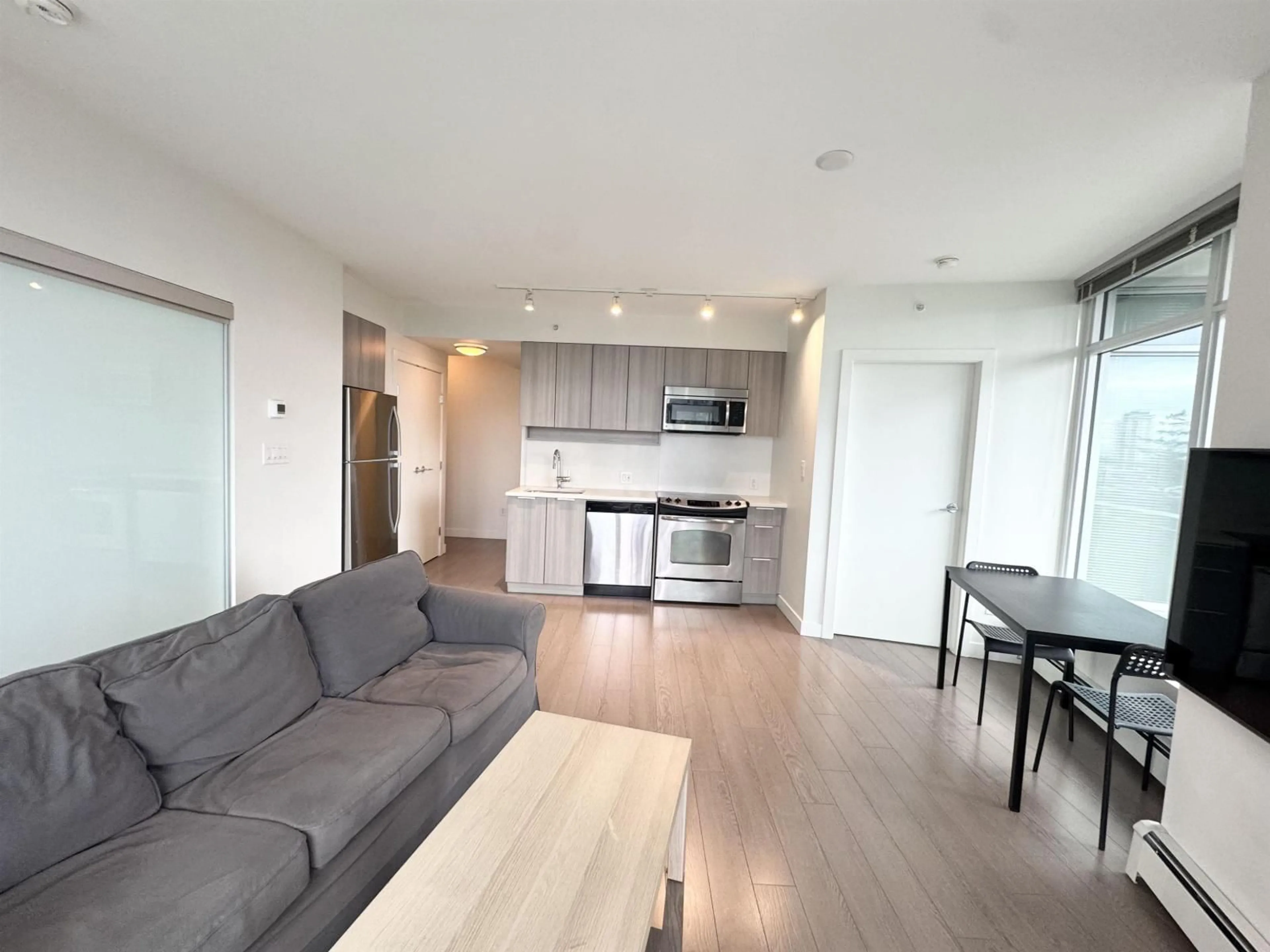 A pic of a room for 1112 - 13308 CENTRAL AVENUE, Surrey British Columbia V3T0M4
