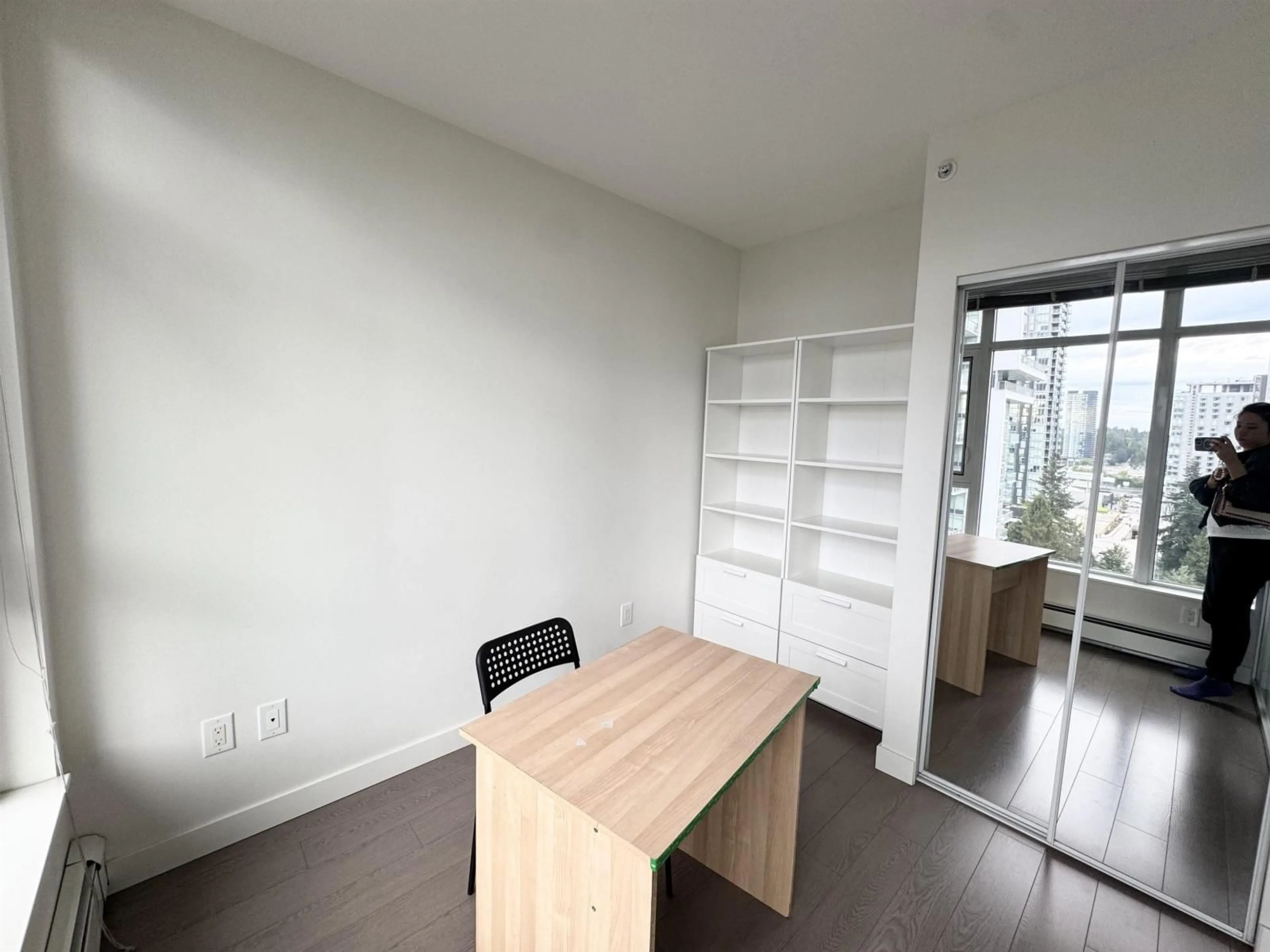A pic of a room for 1112 - 13308 CENTRAL AVENUE, Surrey British Columbia V3T0M4