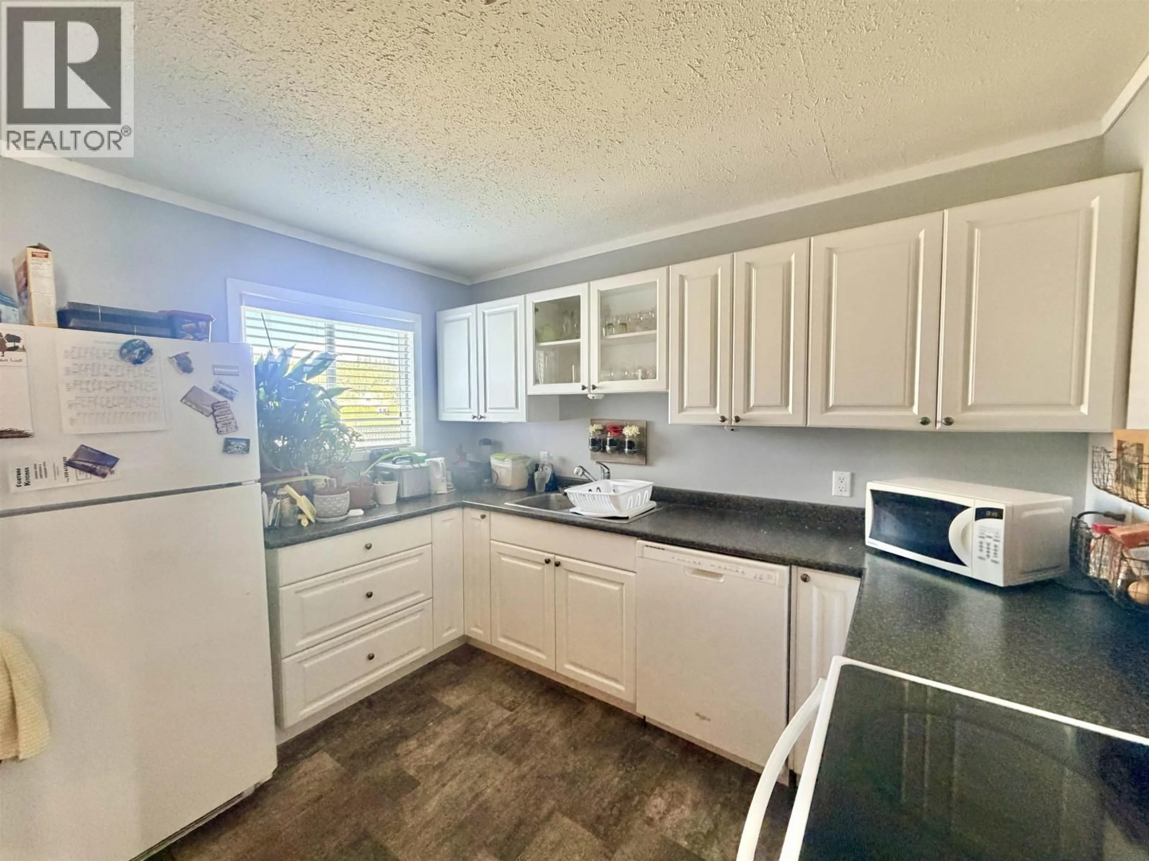 Standard kitchen, unknown for 28 LILLOOET CRESCENT, Kitimat British Columbia V8C1Z8